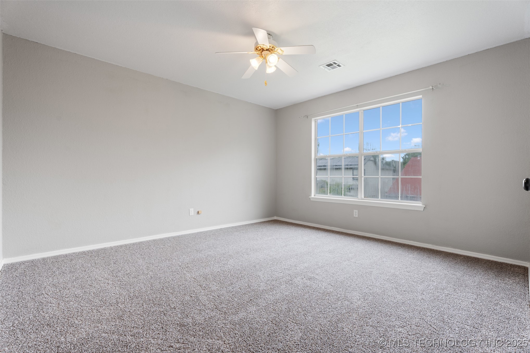 1802 S Fir Place Property Photo 21