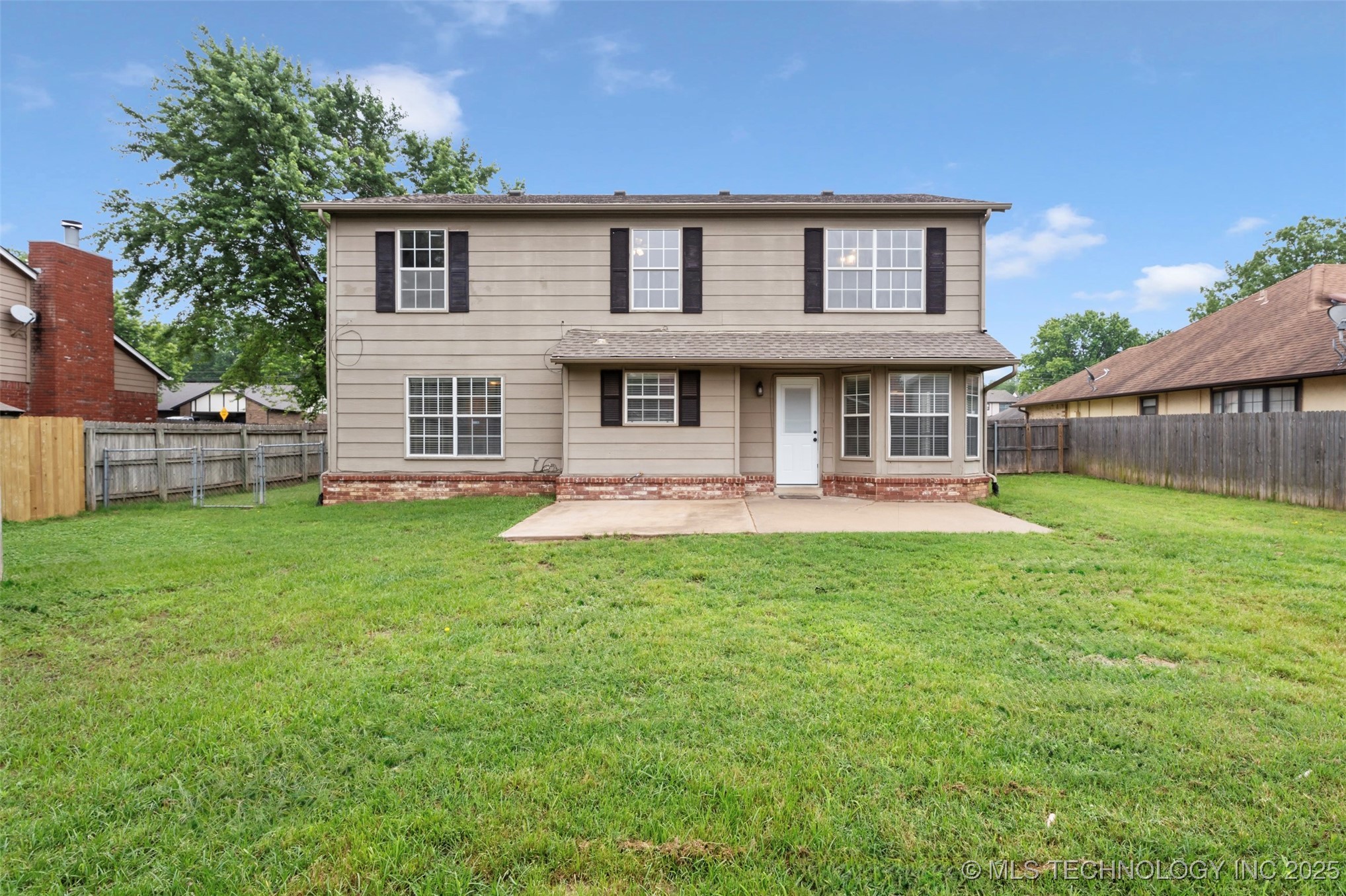 1802 S Fir Place Property Photo 28