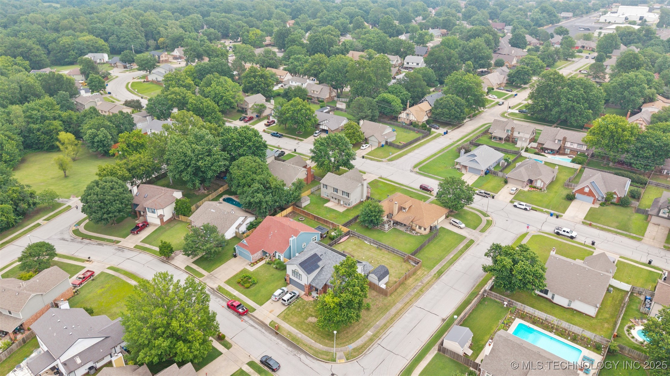 1802 S Fir Place Property Photo 35