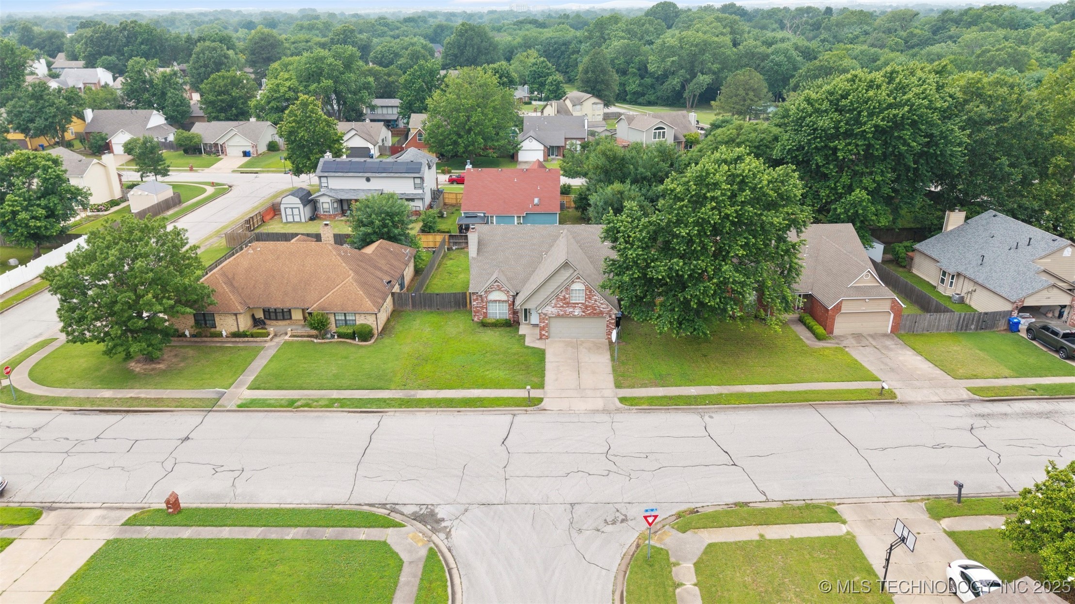 1802 S Fir Place Property Photo 36