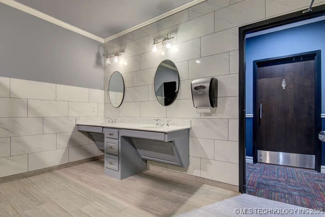 11160 S 225th East Avenue Property Photo 26