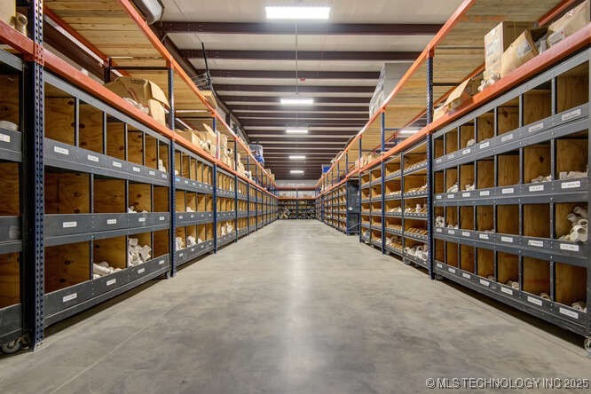 11160 S 225th East Avenue Property Photo 42