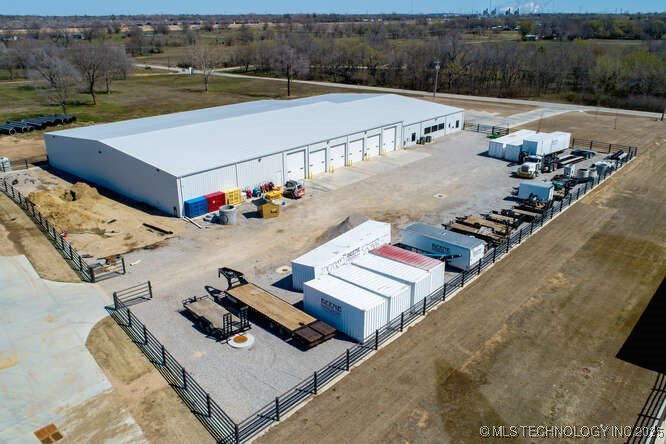 11160 S 225th East Avenue Property Photo 47