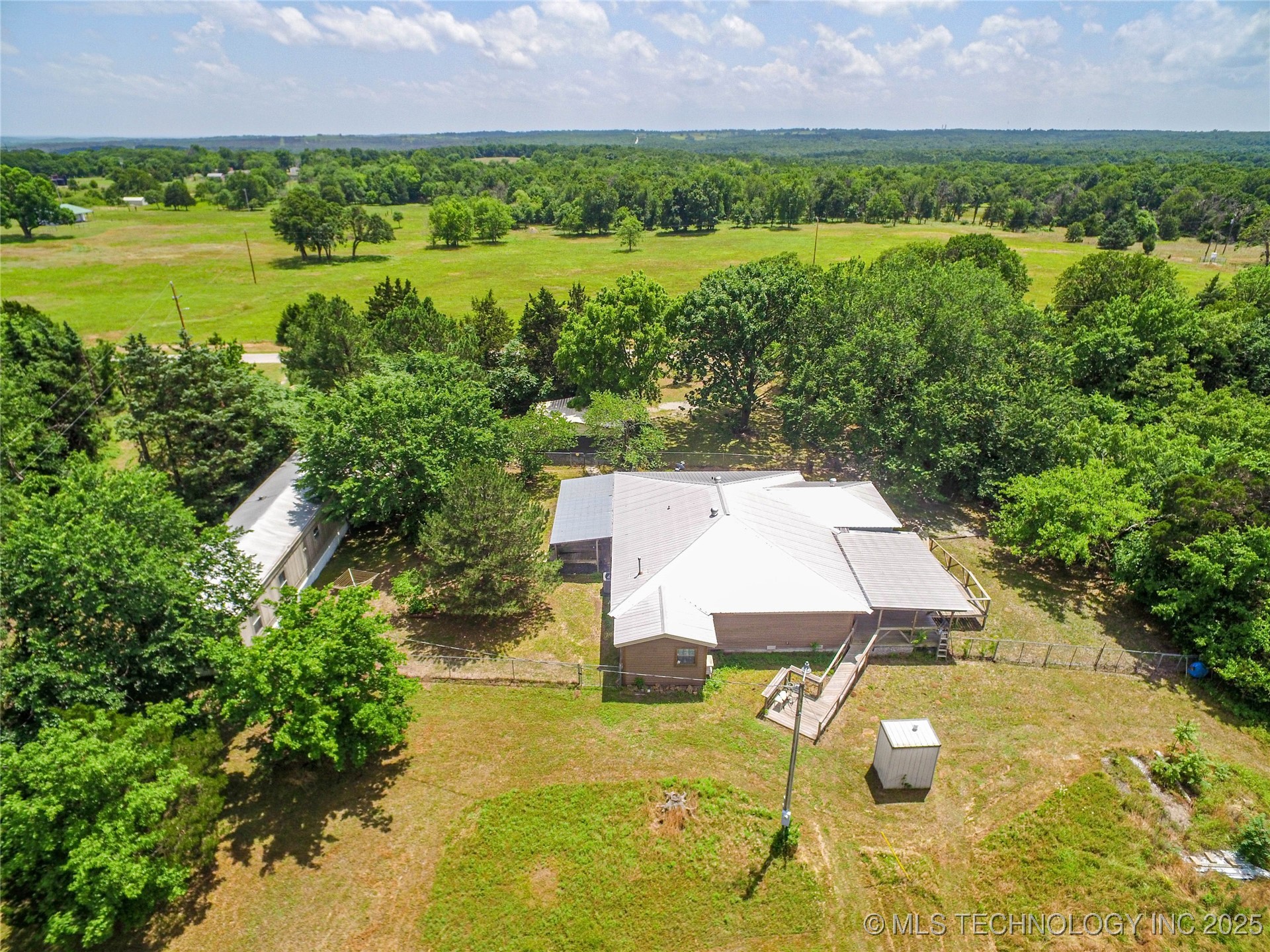 367811 E 5170 Road Property Photo 1