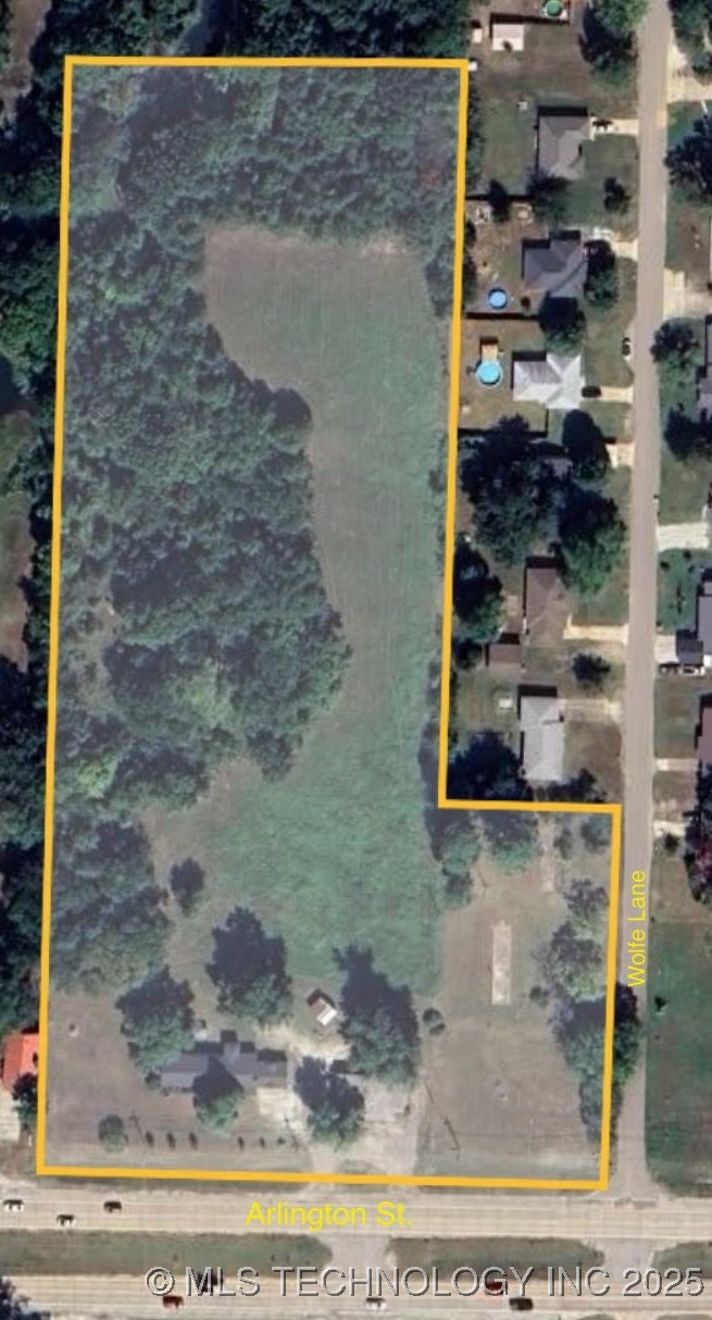 2600 Arlington Property Photo 3