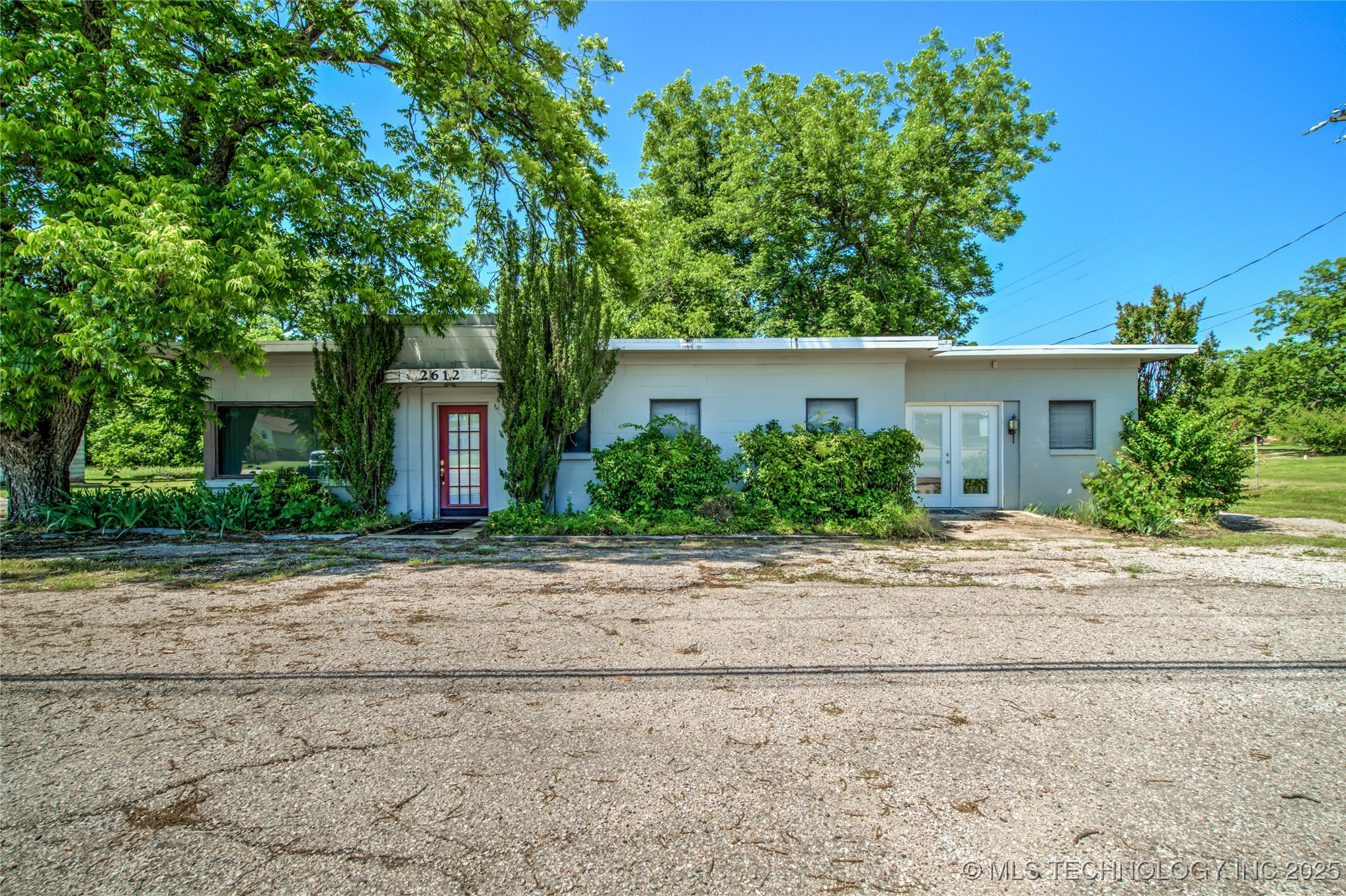 2600 Arlington Property Photo 40