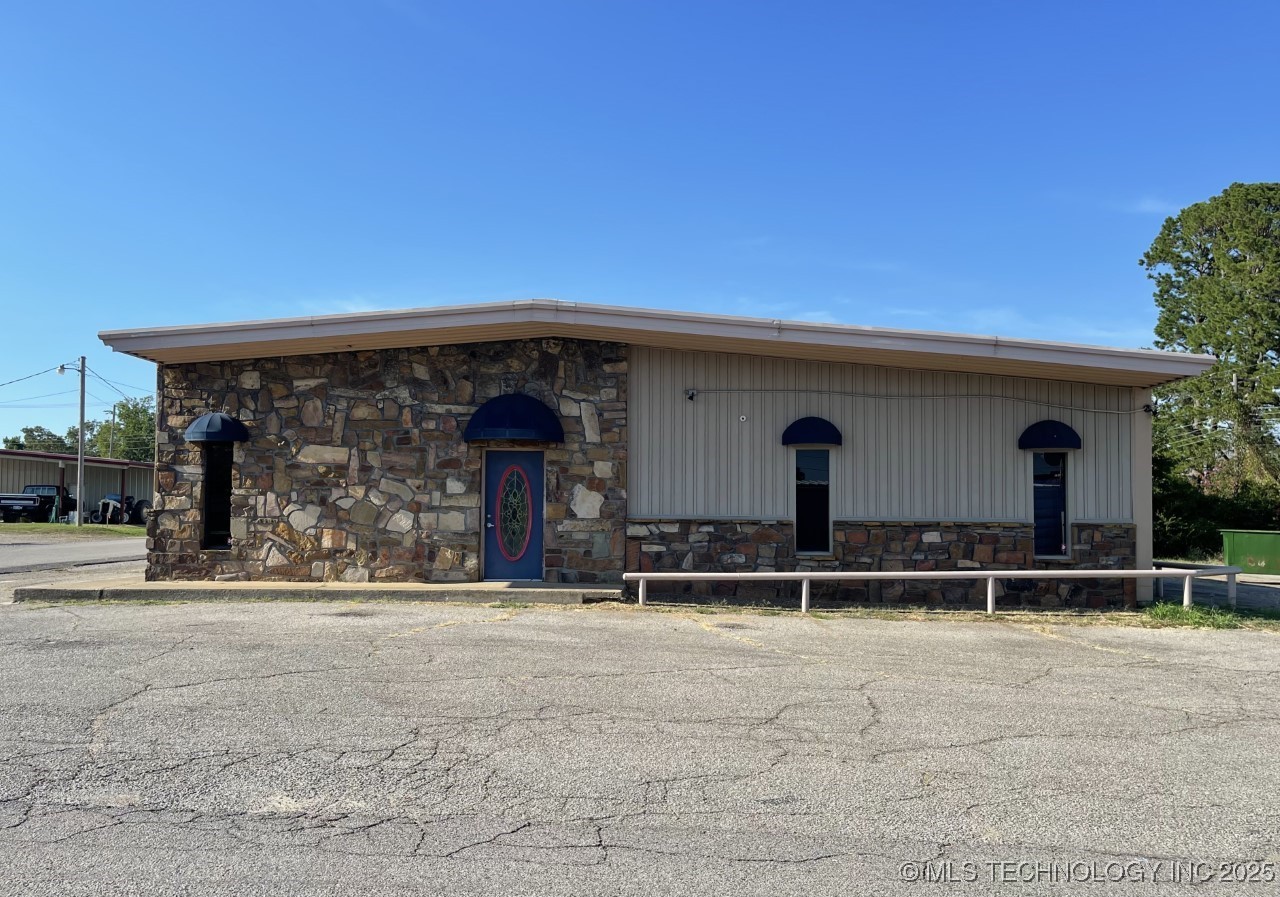 301 Turman Street Property Photo 1