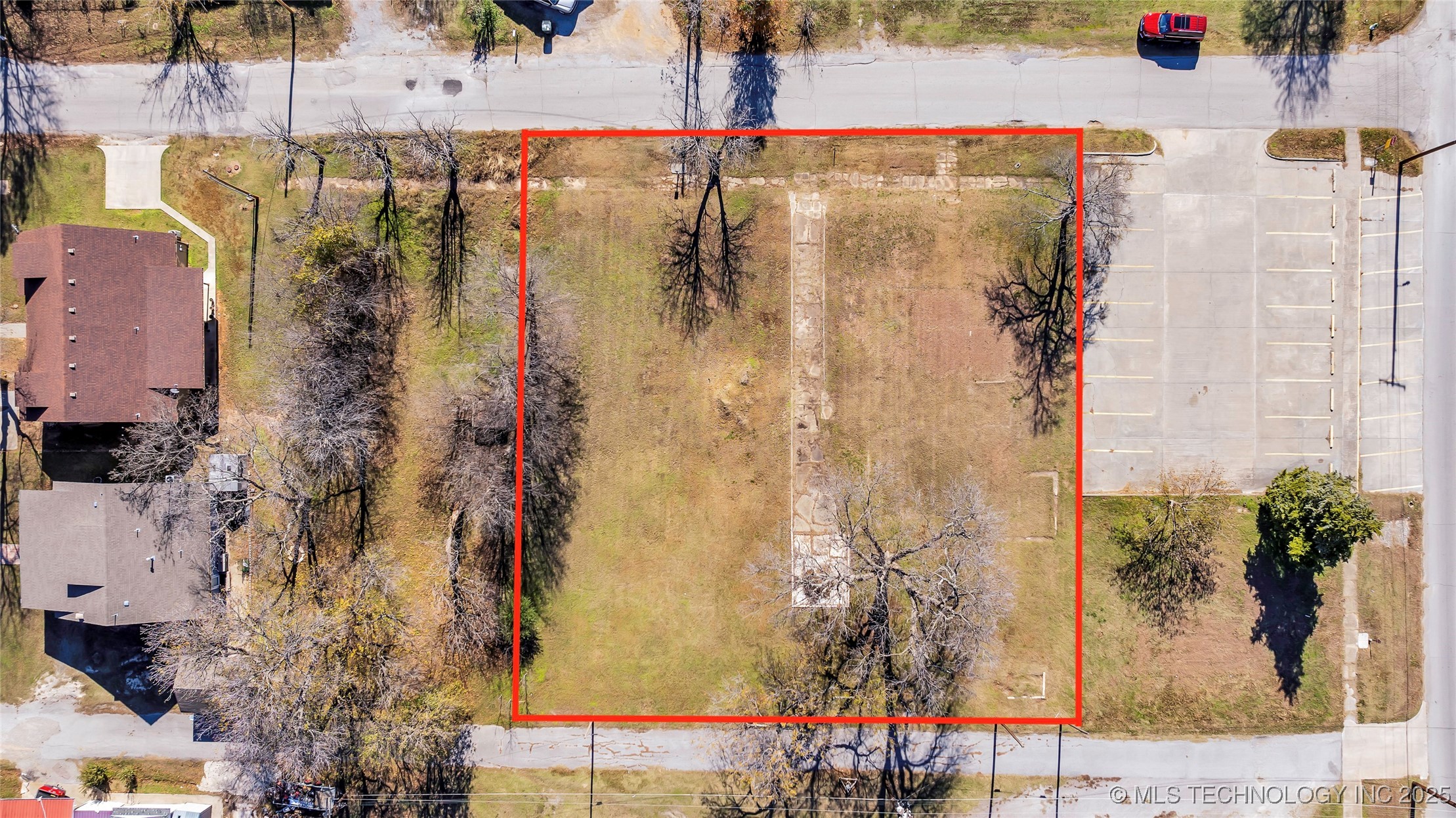 1112 W Muskogee Avenue Property Photo