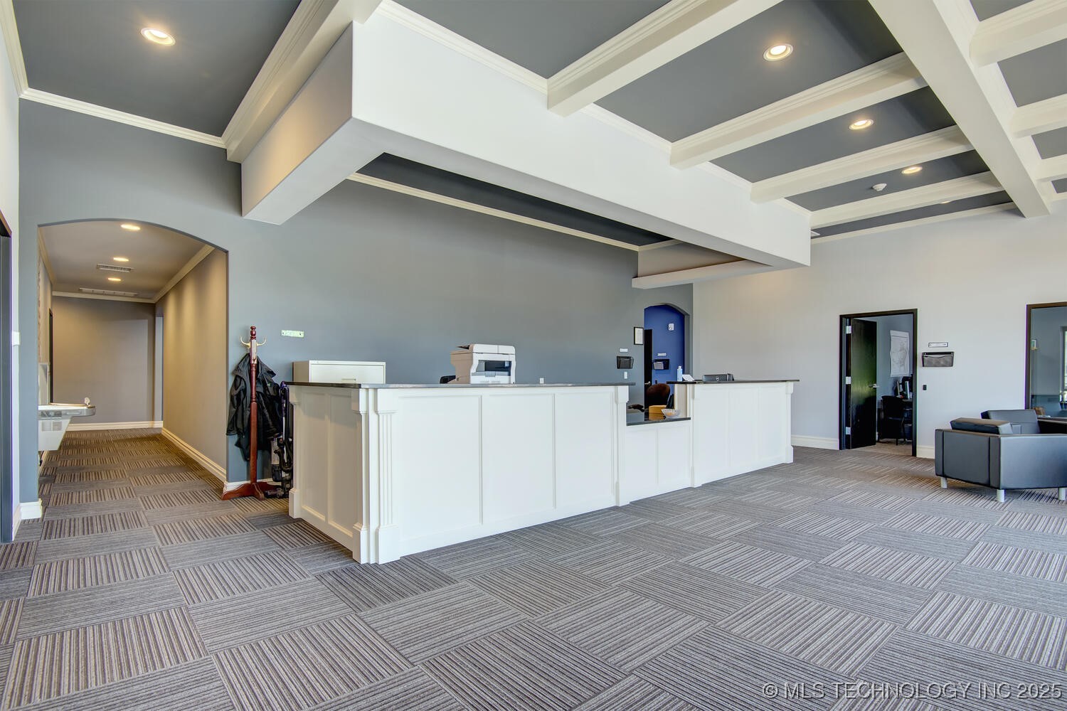 11200 S 225th East Avenue Property Photo 6