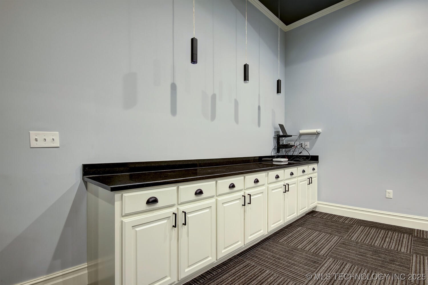 11200 S 225th East Avenue Property Photo 26