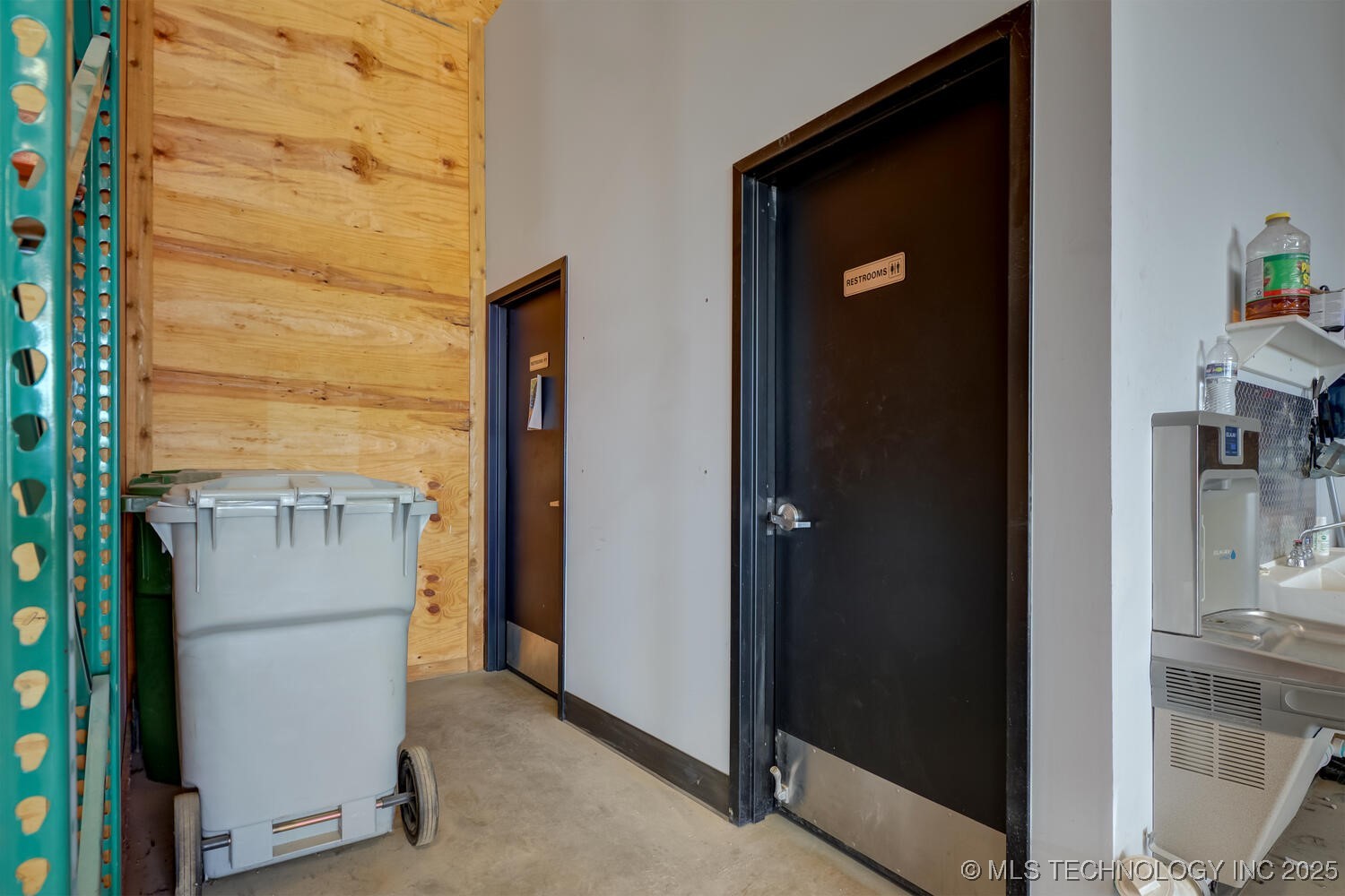 11200 S 225th East Avenue Property Photo 33