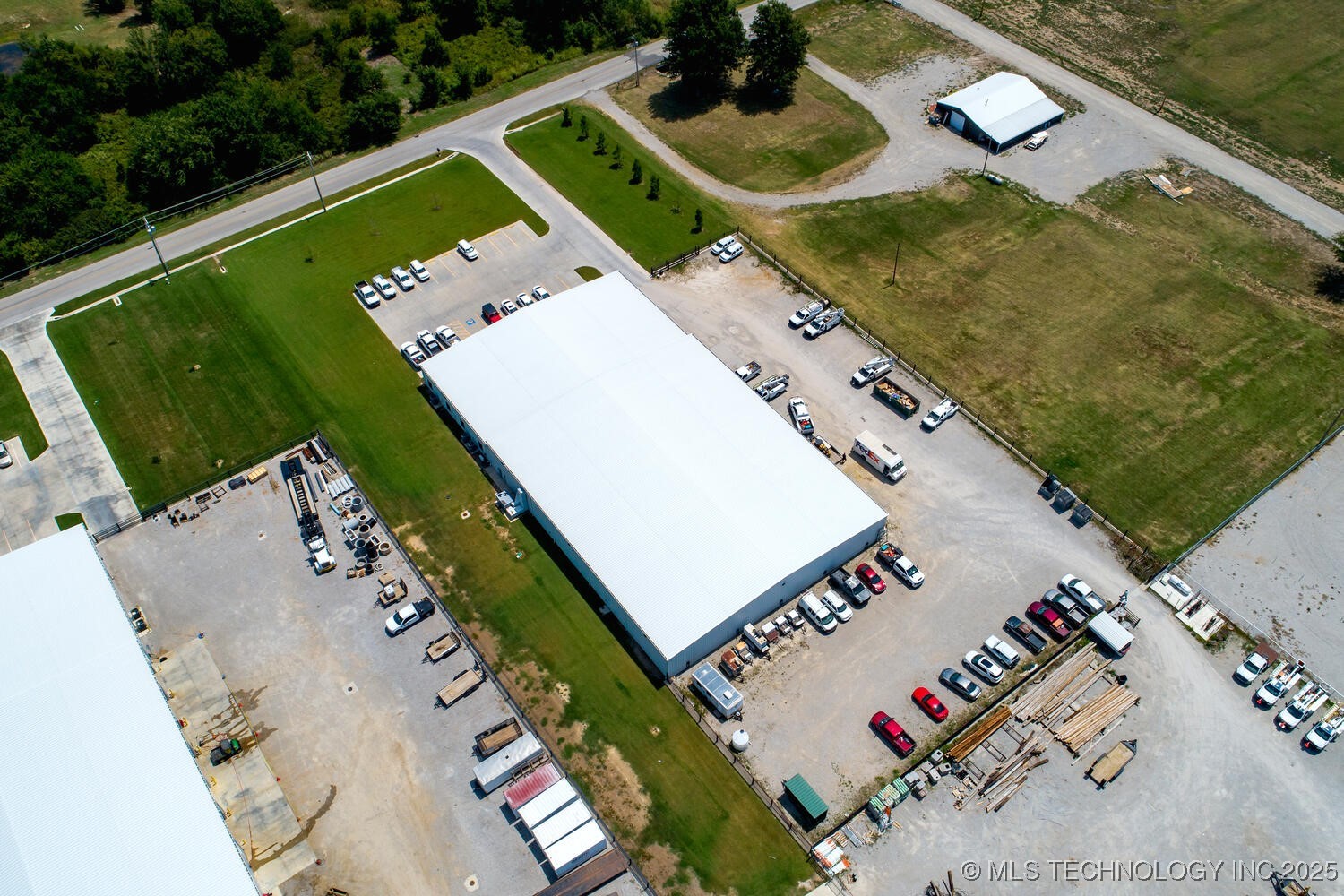 11200 S 225th East Avenue Property Photo 46