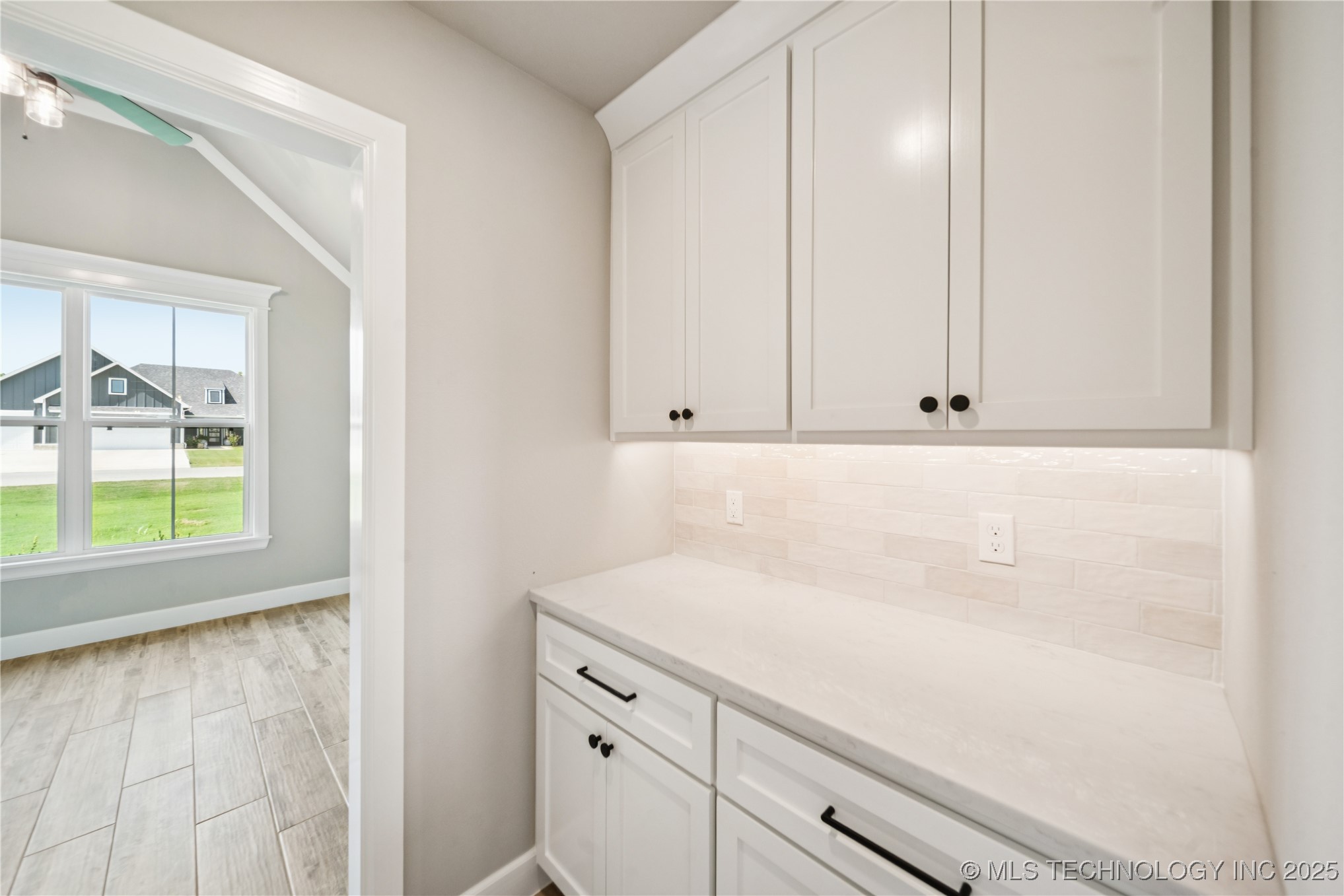 14129 N 54th East Avenue Property Photo 17