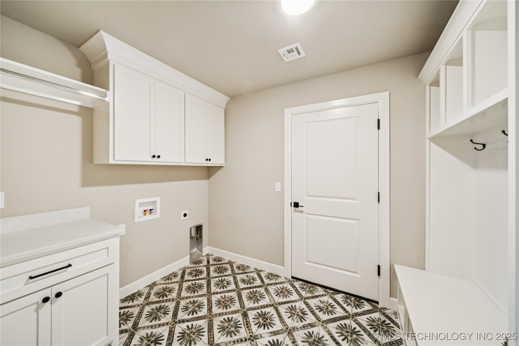 14129 N 54th East Avenue Property Photo 20