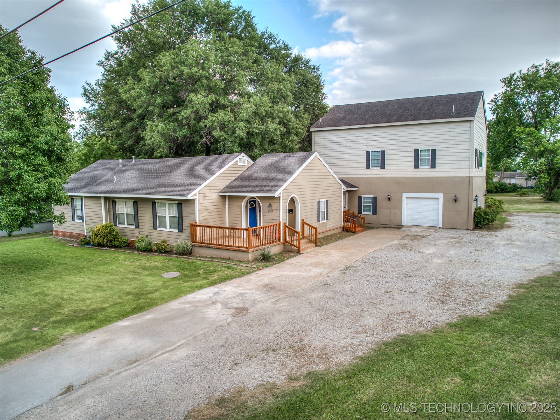5504 E 5th Place Property Photo 1