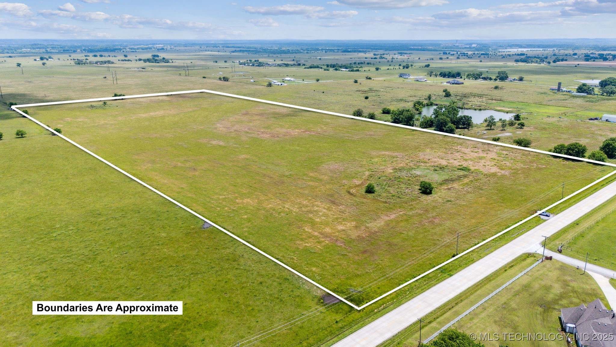 N 435 Road Property Photo