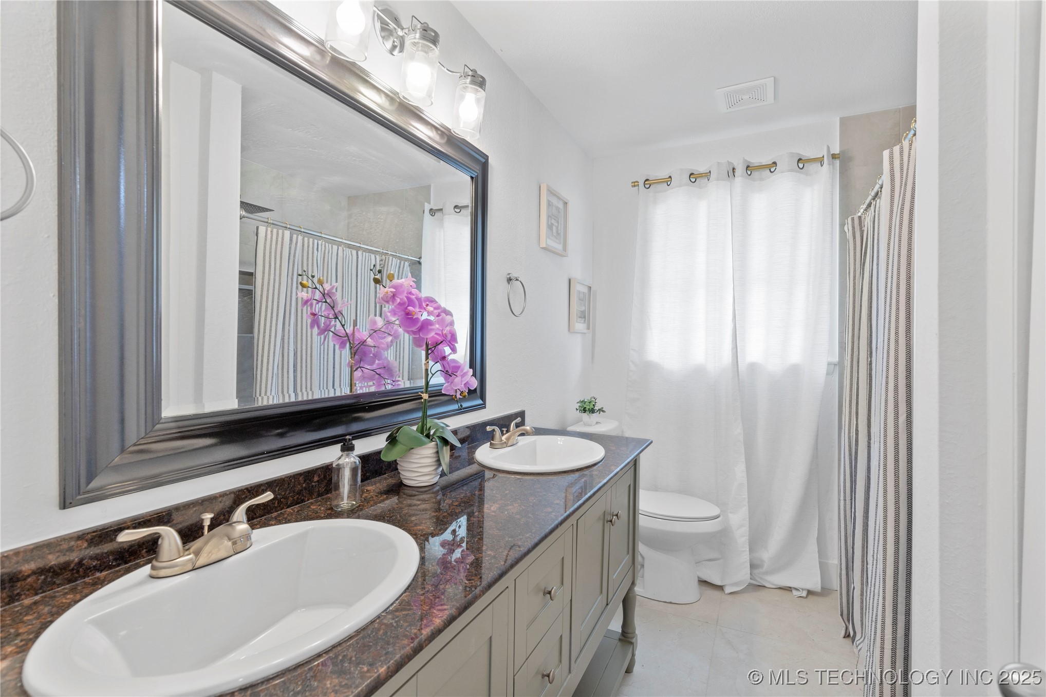 502 E D Street Property Photo 5