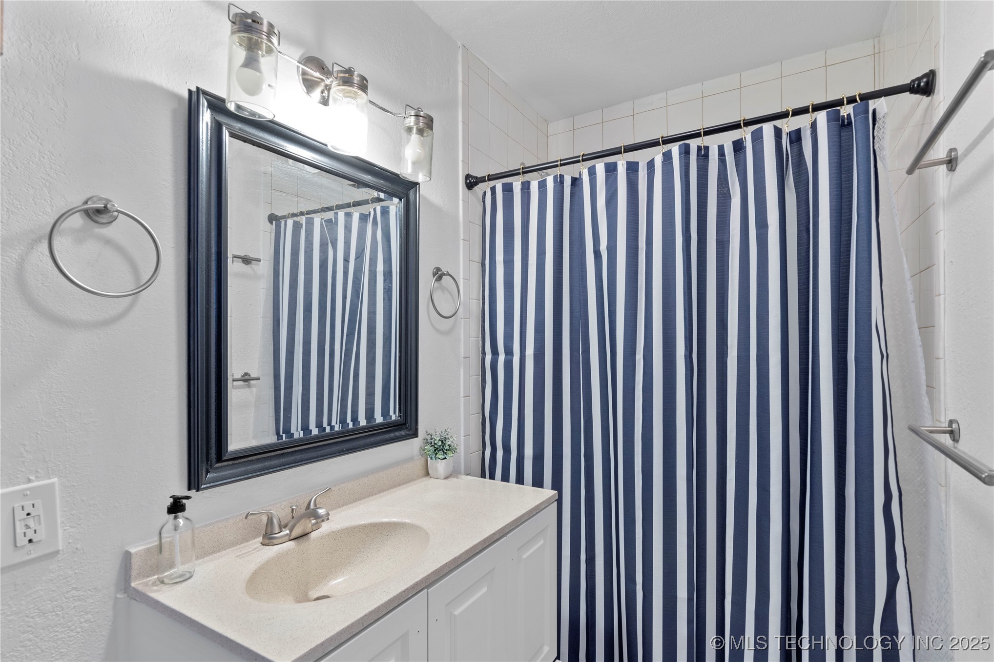 502 E D Street Property Photo 26