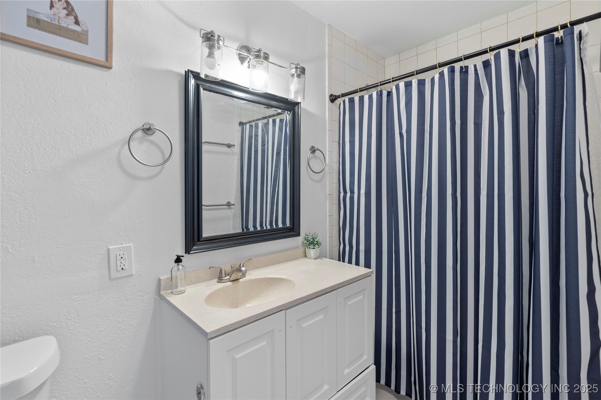 502 E D Street Property Photo 27