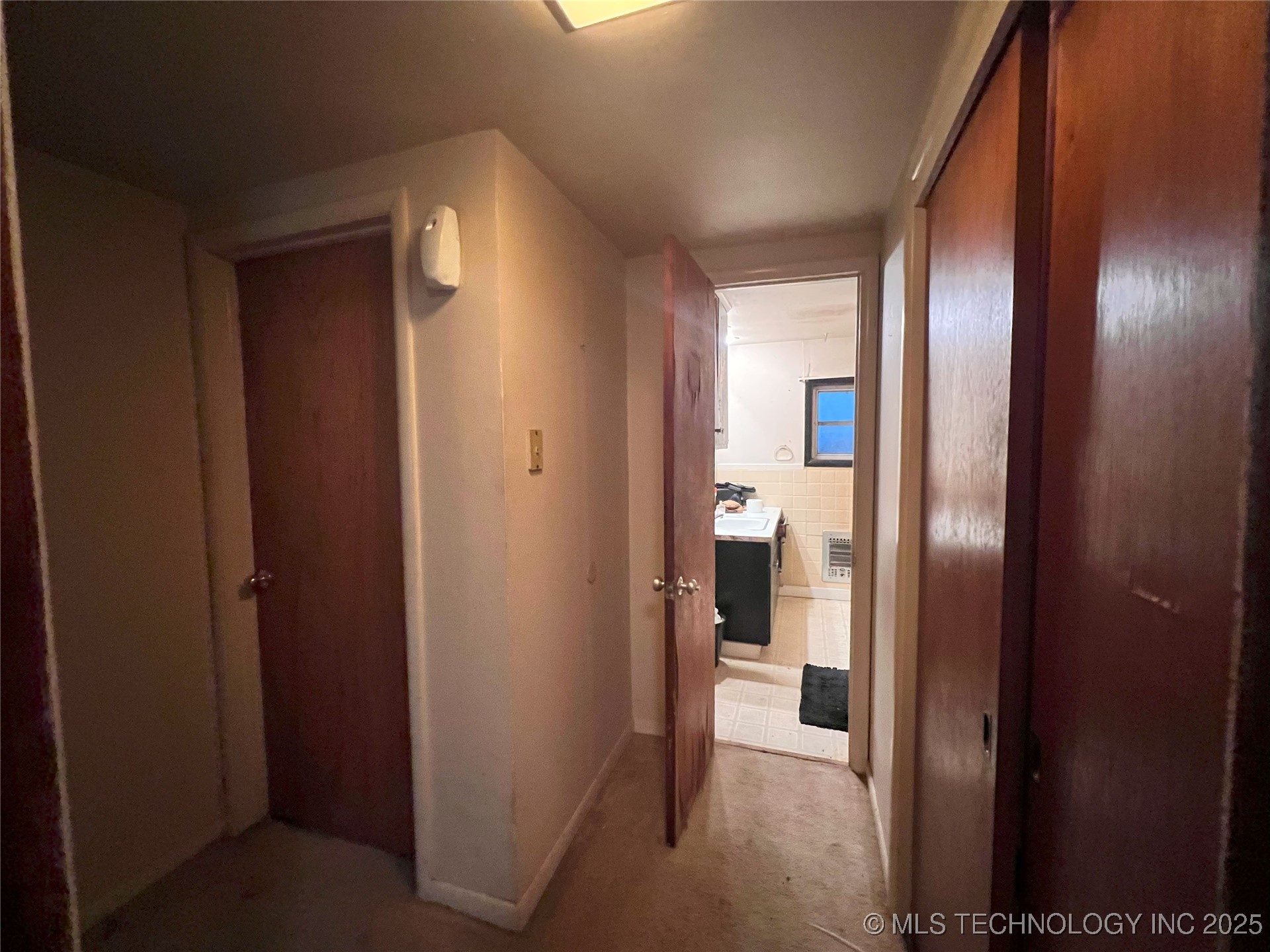 168 Yorktown Drive Property Photo 6
