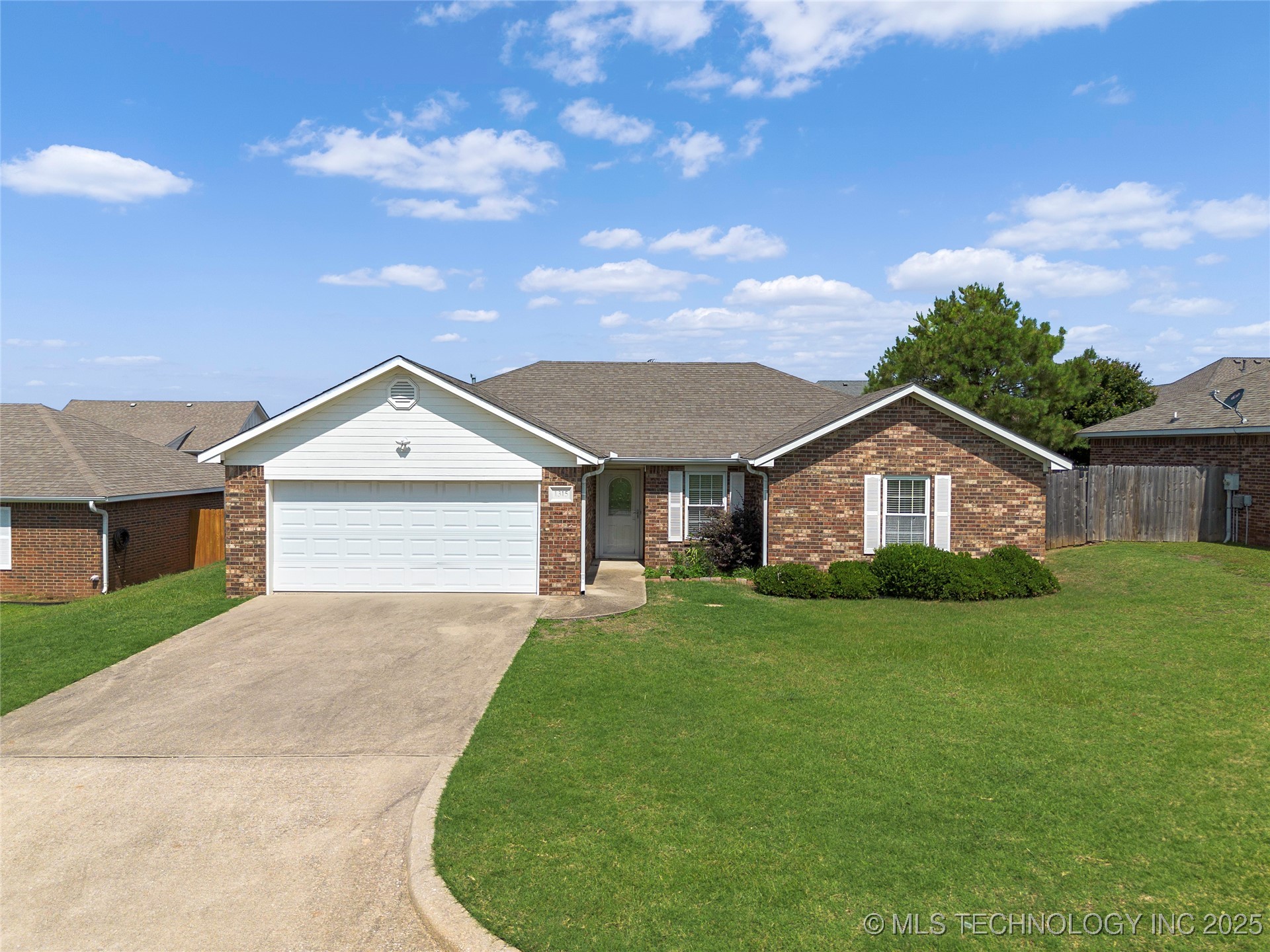 1315 Shenandoah Property Photo 1