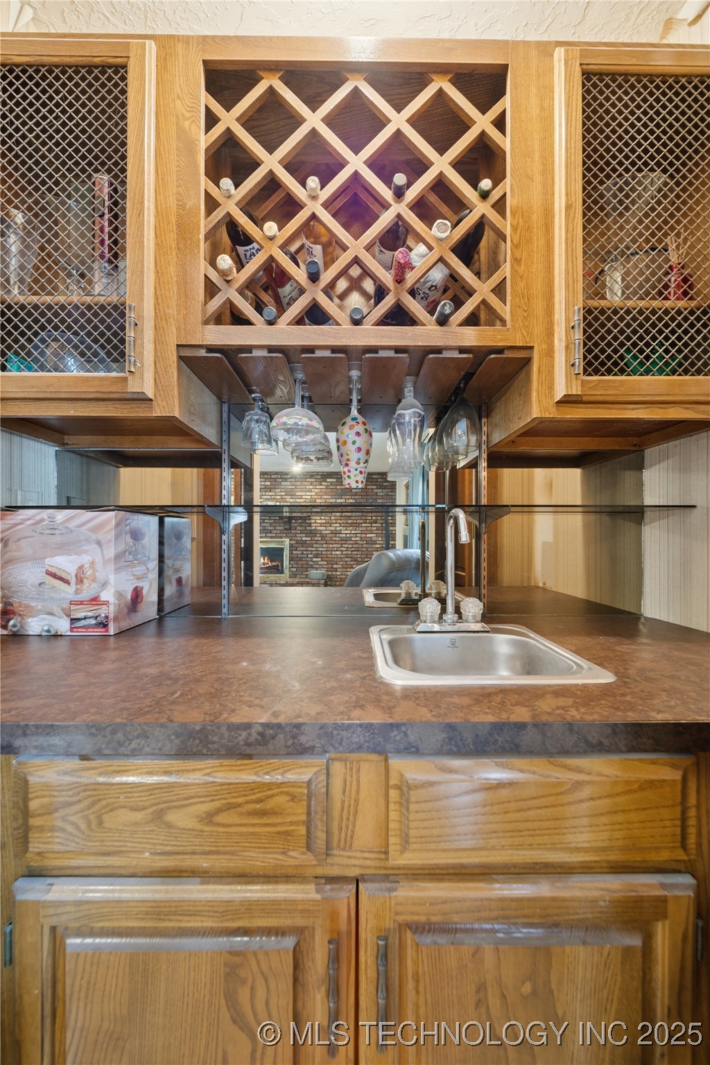 6316 S Ash Avenue Property Photo 16