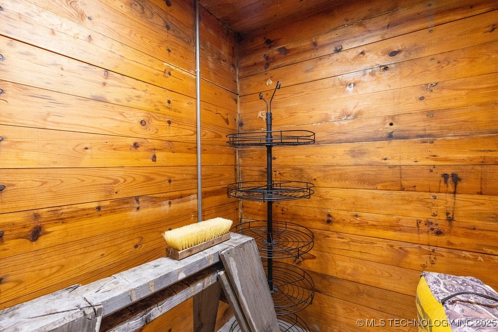 105 N Main Property Photo 20