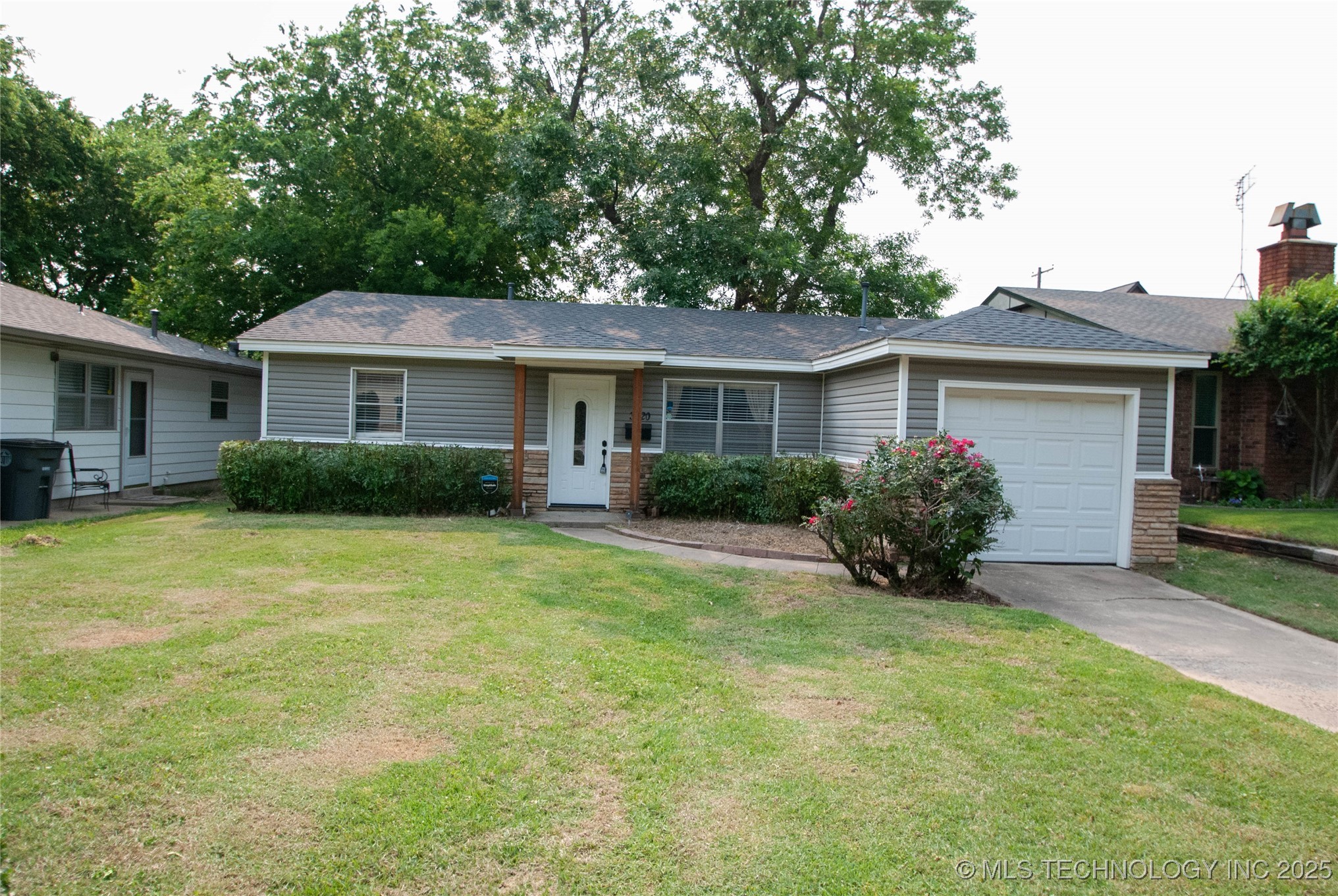 3720 S Jamestown Avenue Property Photo 1