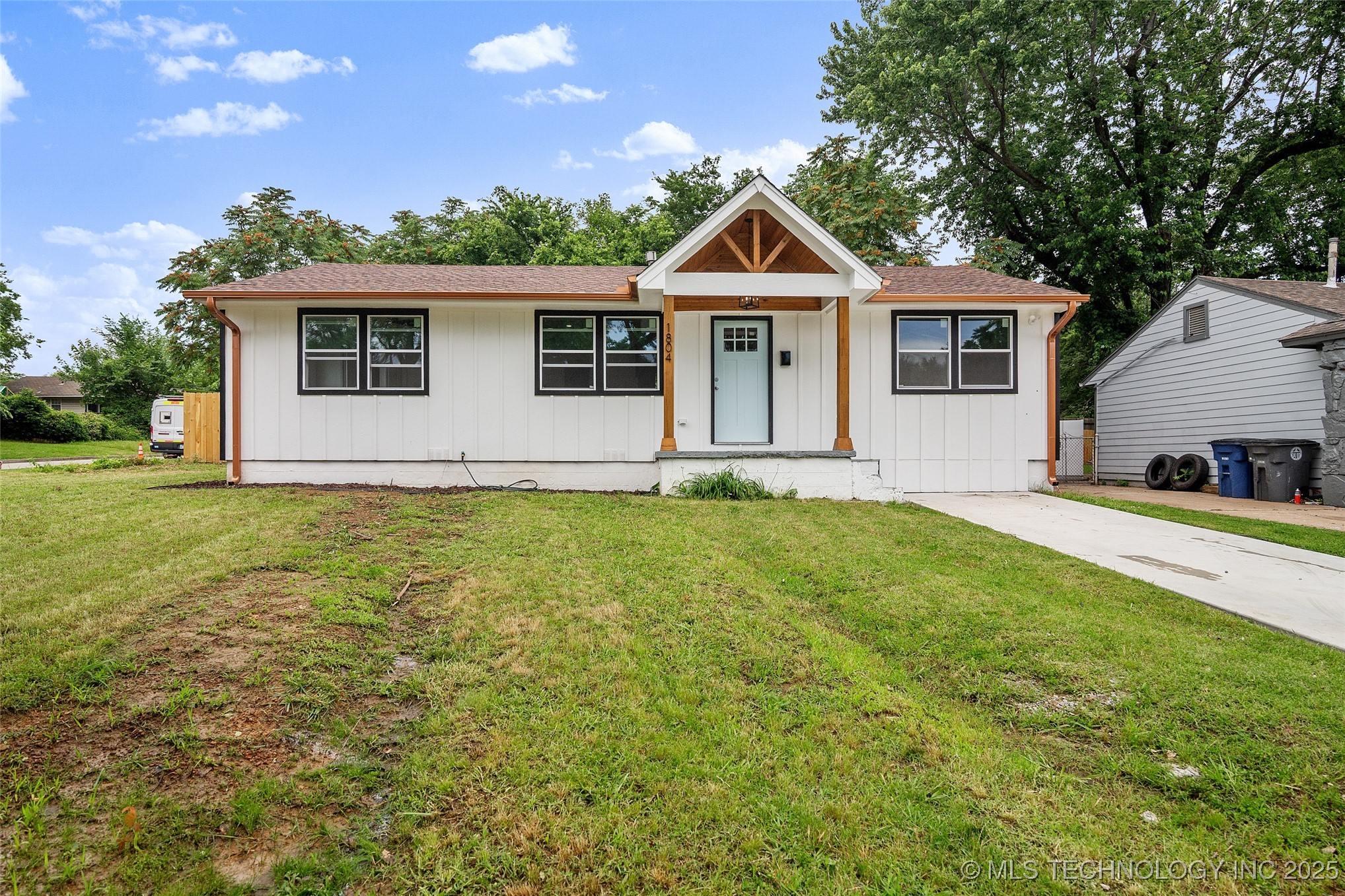 1804 N Louisville Avenue Property Photo 1