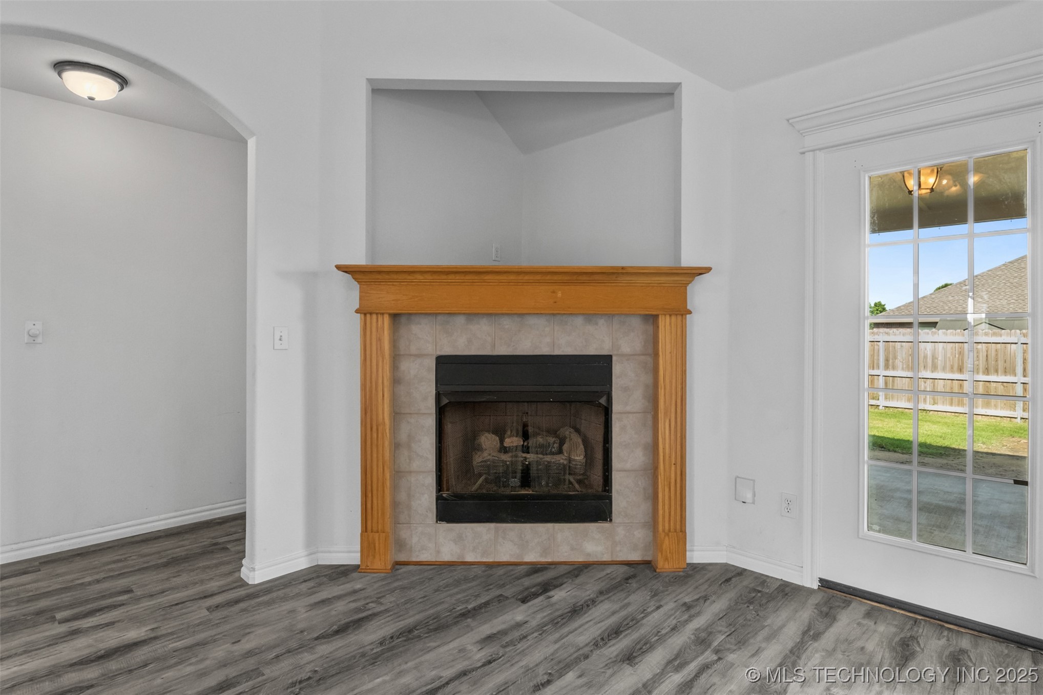 13124 N 133rd East Avenue Property Photo 9