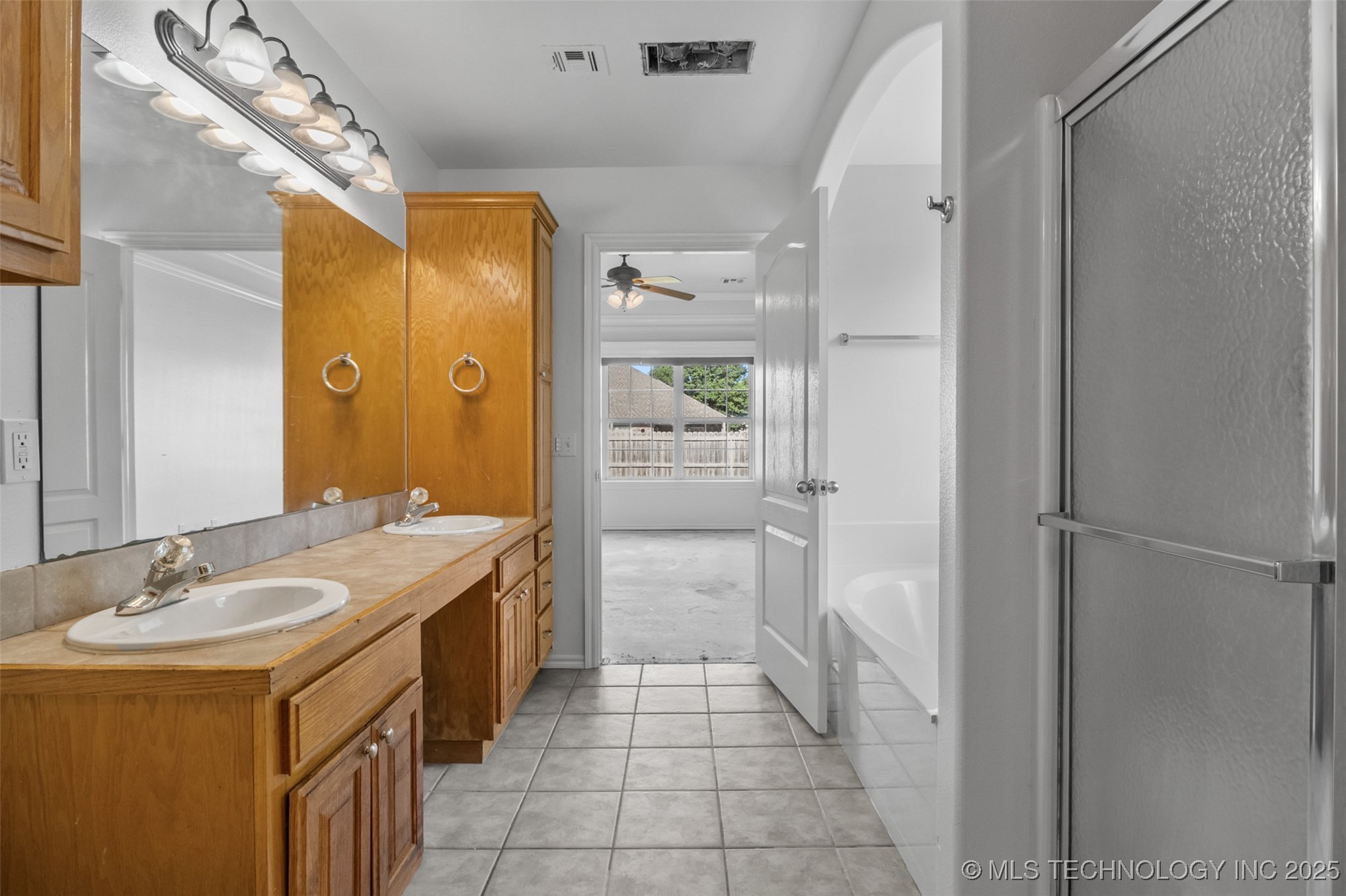 13124 N 133rd East Avenue Property Photo 23