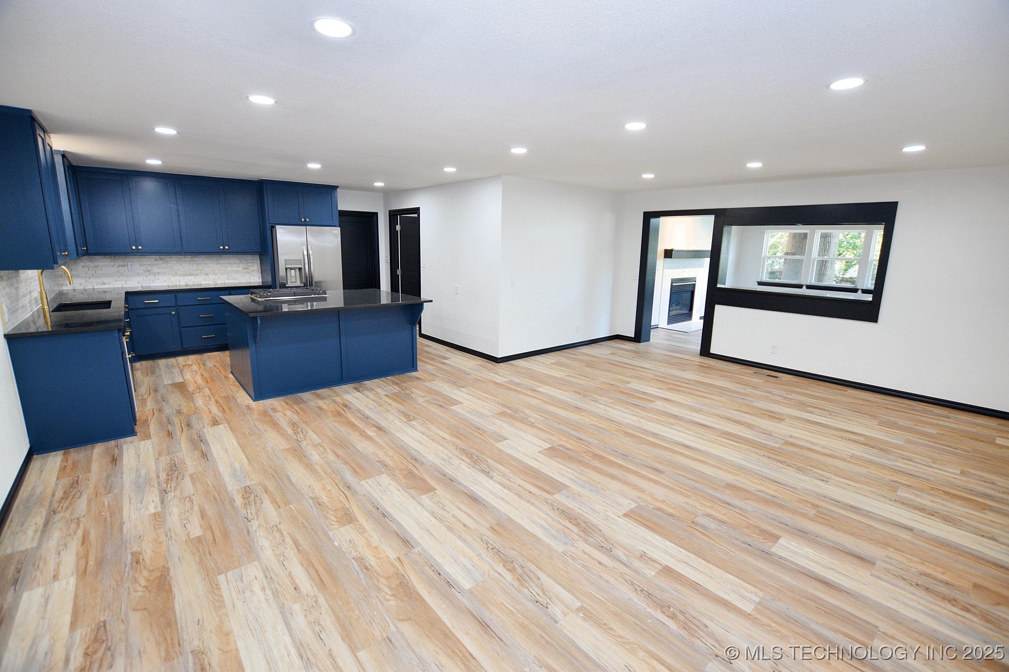 717 N Oklahoma Avenue Property Photo 3