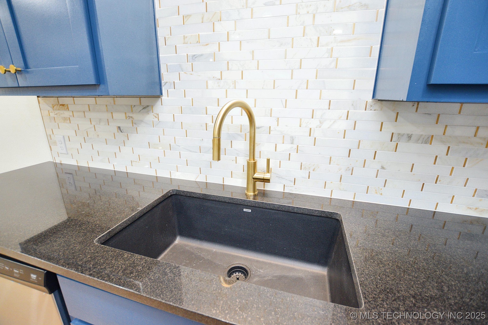 717 N Oklahoma Avenue Property Photo 7