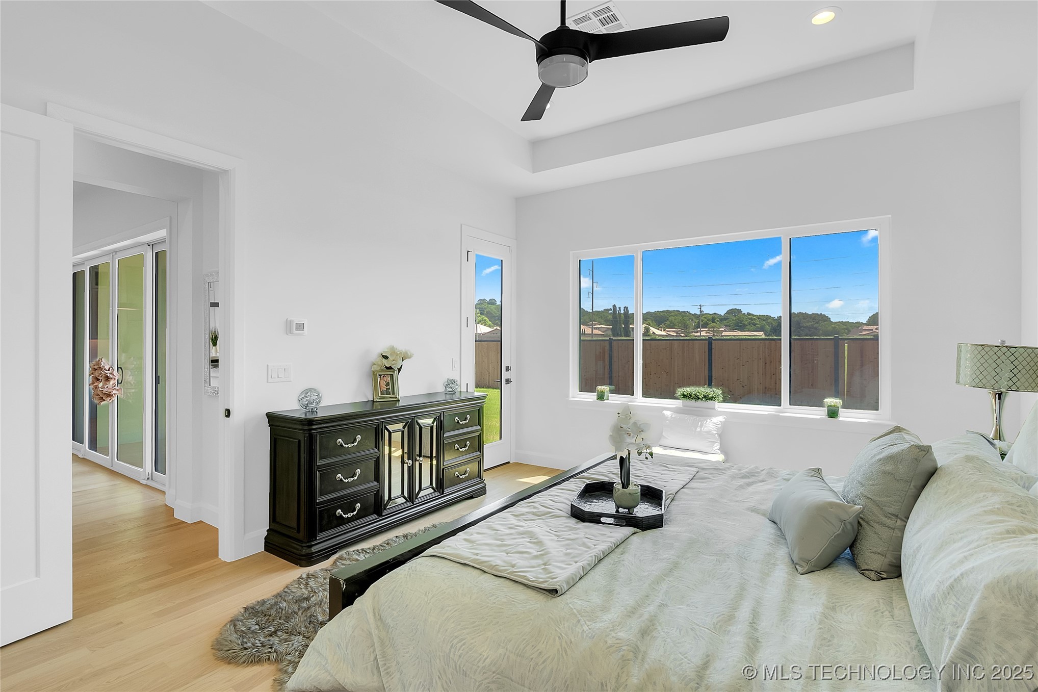 12005 S Vandalia Avenue Property Photo 31