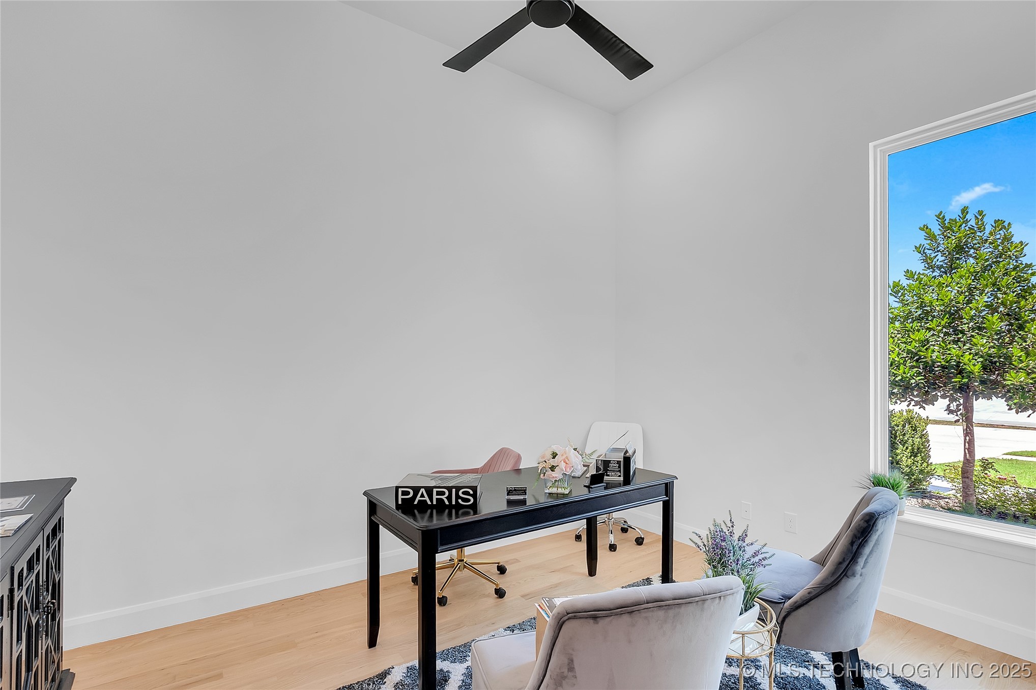 12005 S Vandalia Avenue Property Photo 48