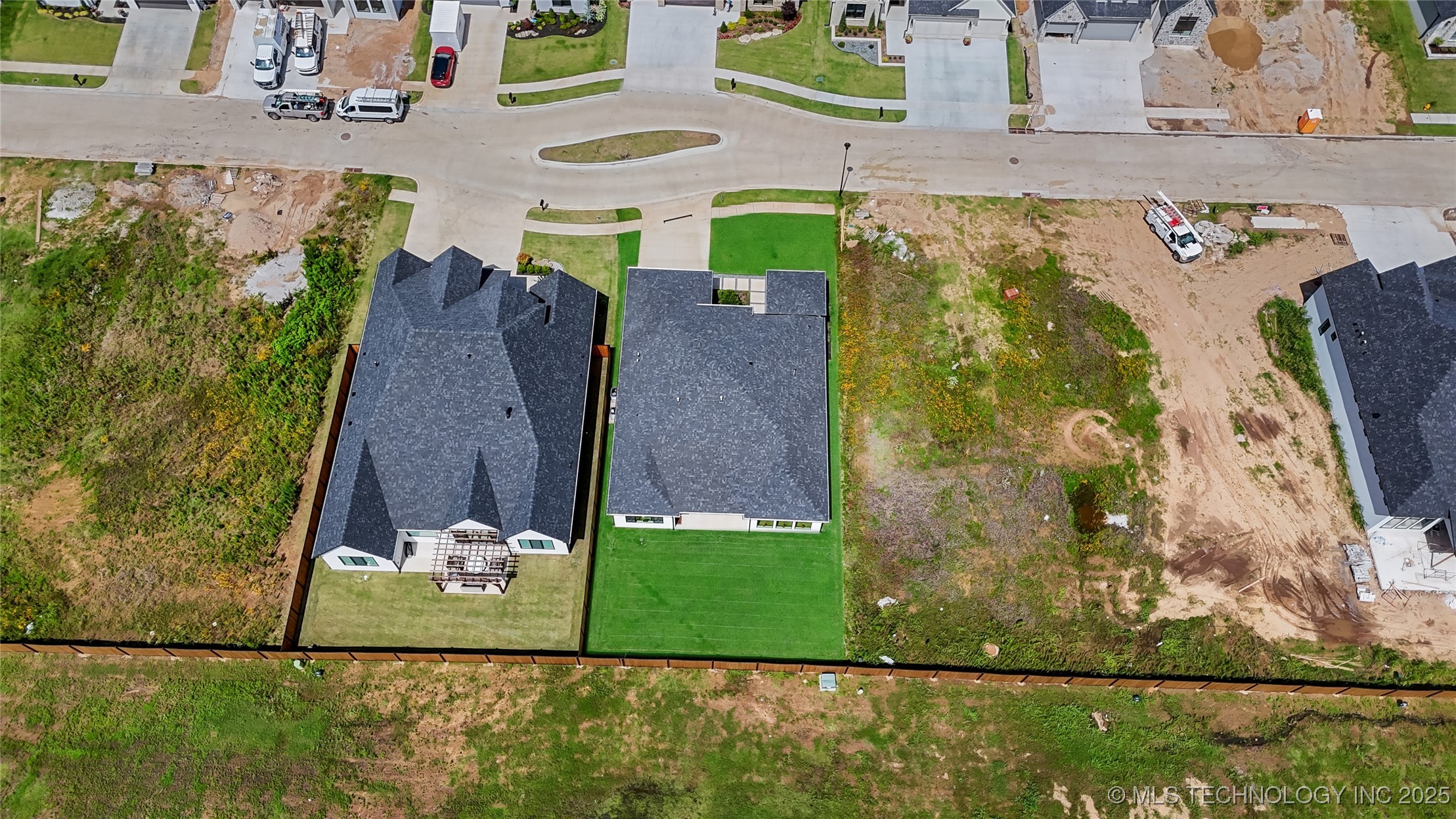 12005 S Vandalia Avenue Property Photo 53