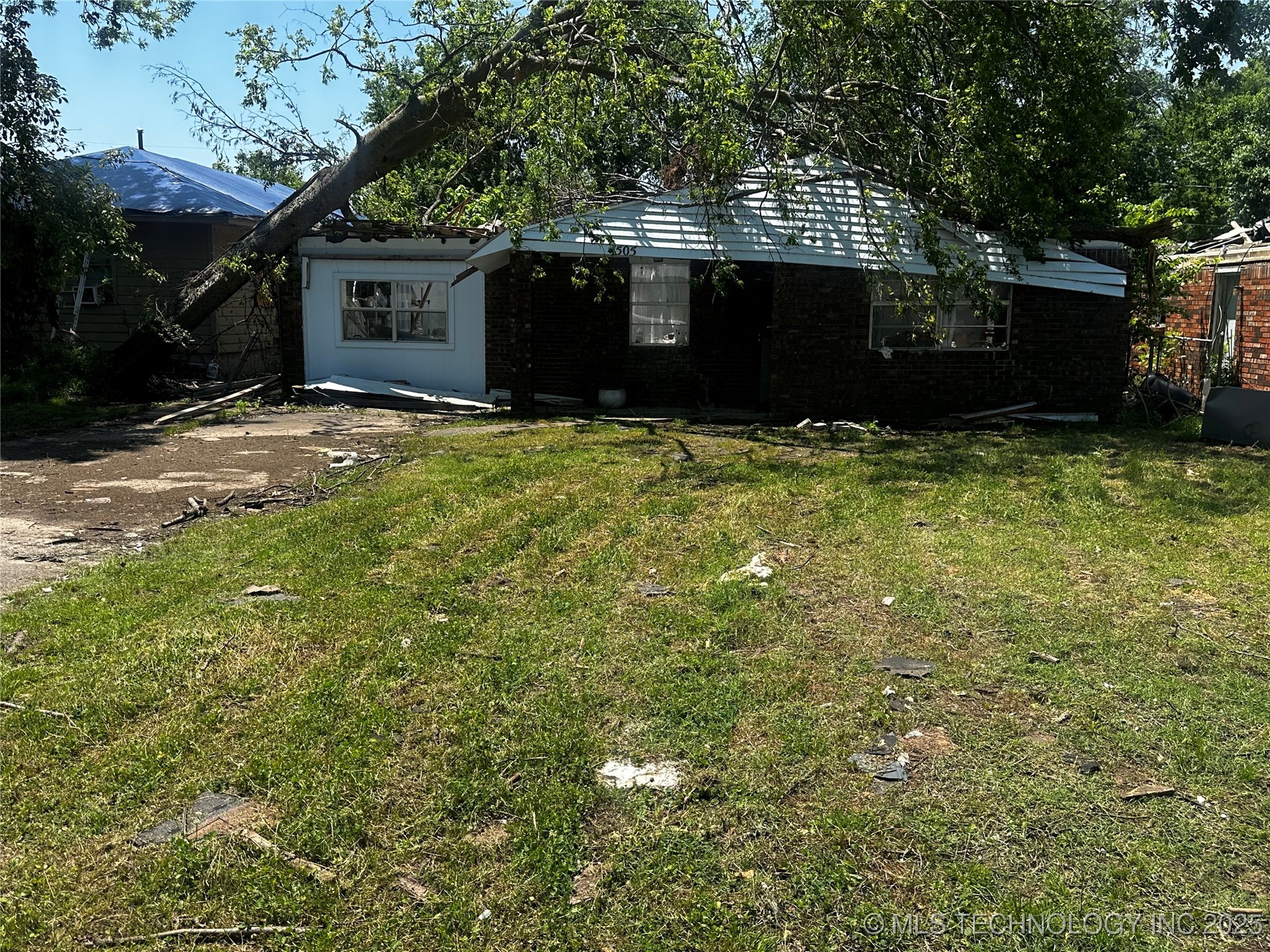 505 Short Property Photo 1