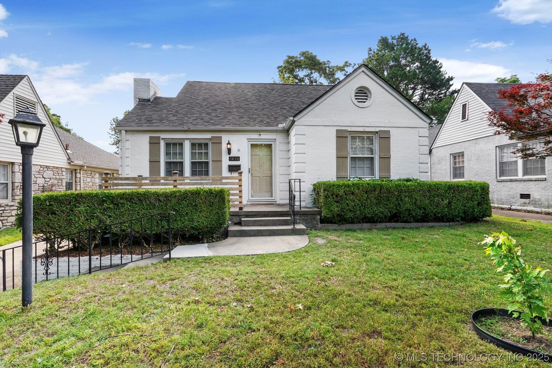 1615 Delaware Place Property Photo 1