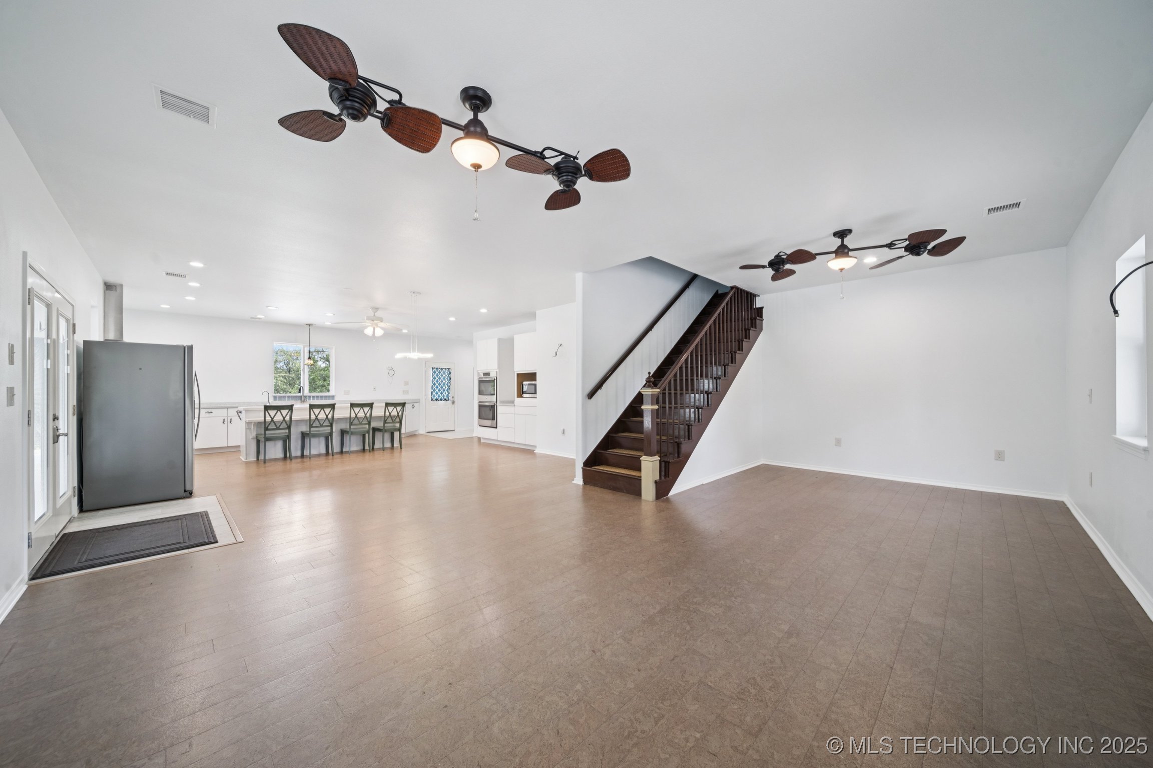 4127 New Prue Road Property Photo 11