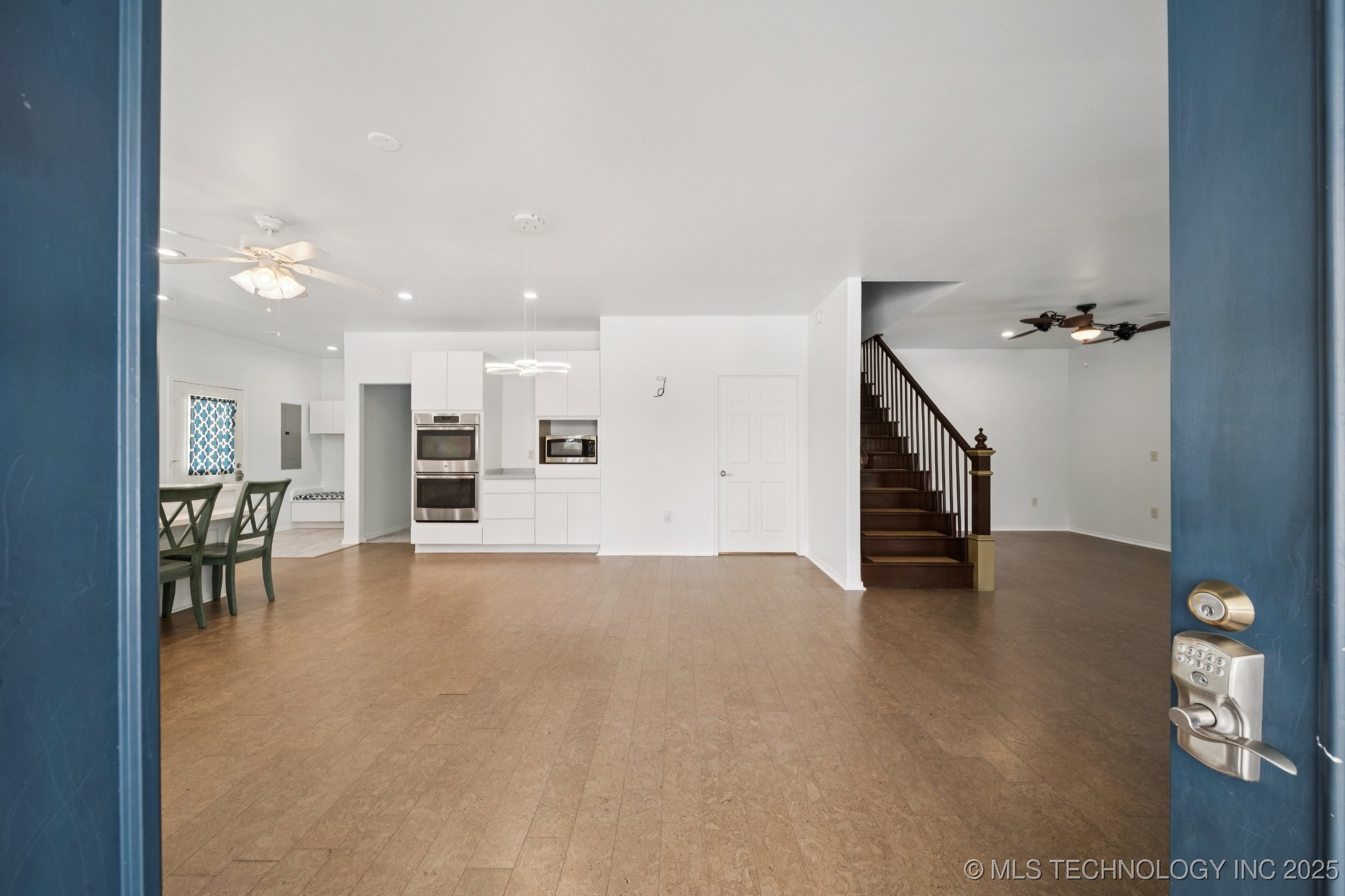 4127 New Prue Road Property Photo 12