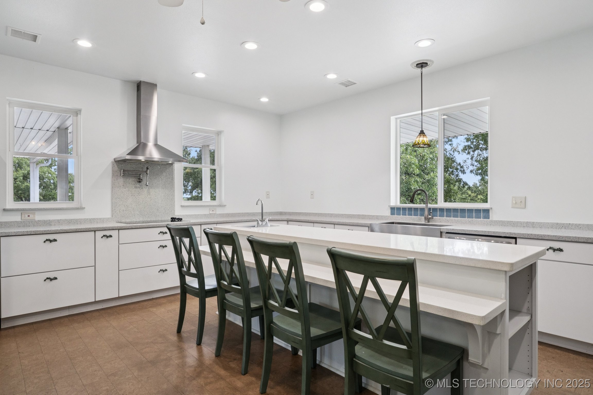 4127 New Prue Road Property Photo 15