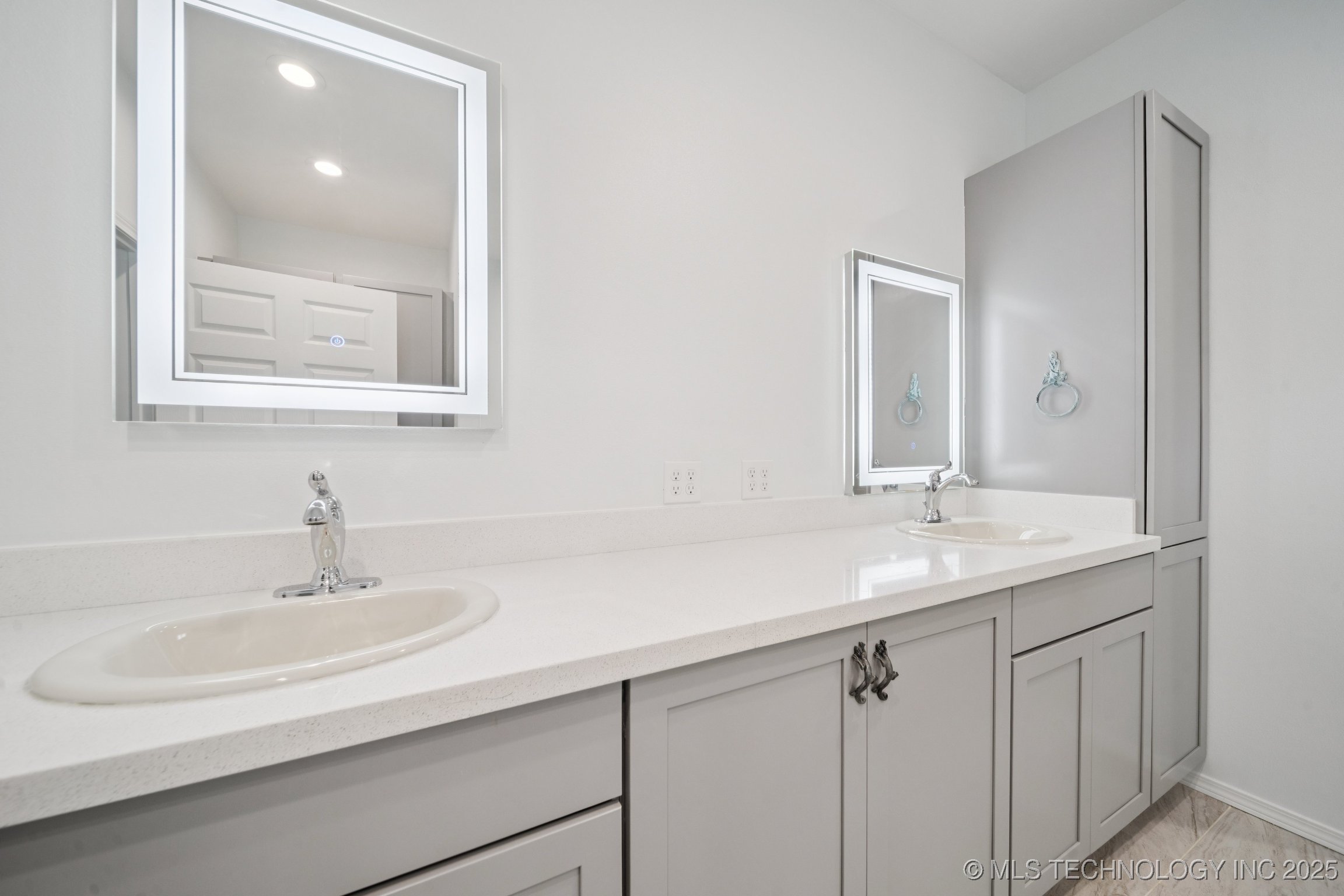 4127 New Prue Road Property Photo 24
