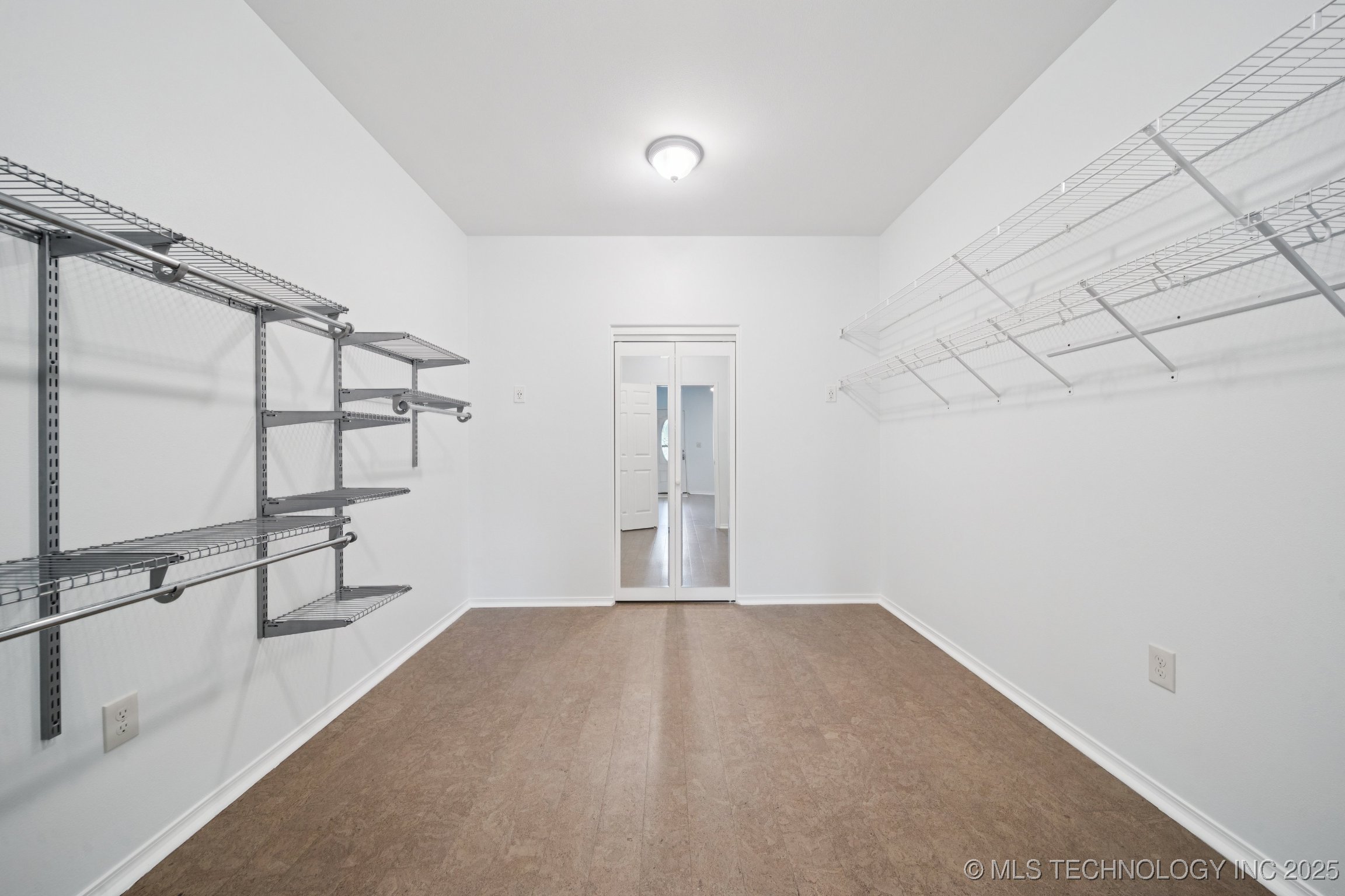 4127 New Prue Road Property Photo 26