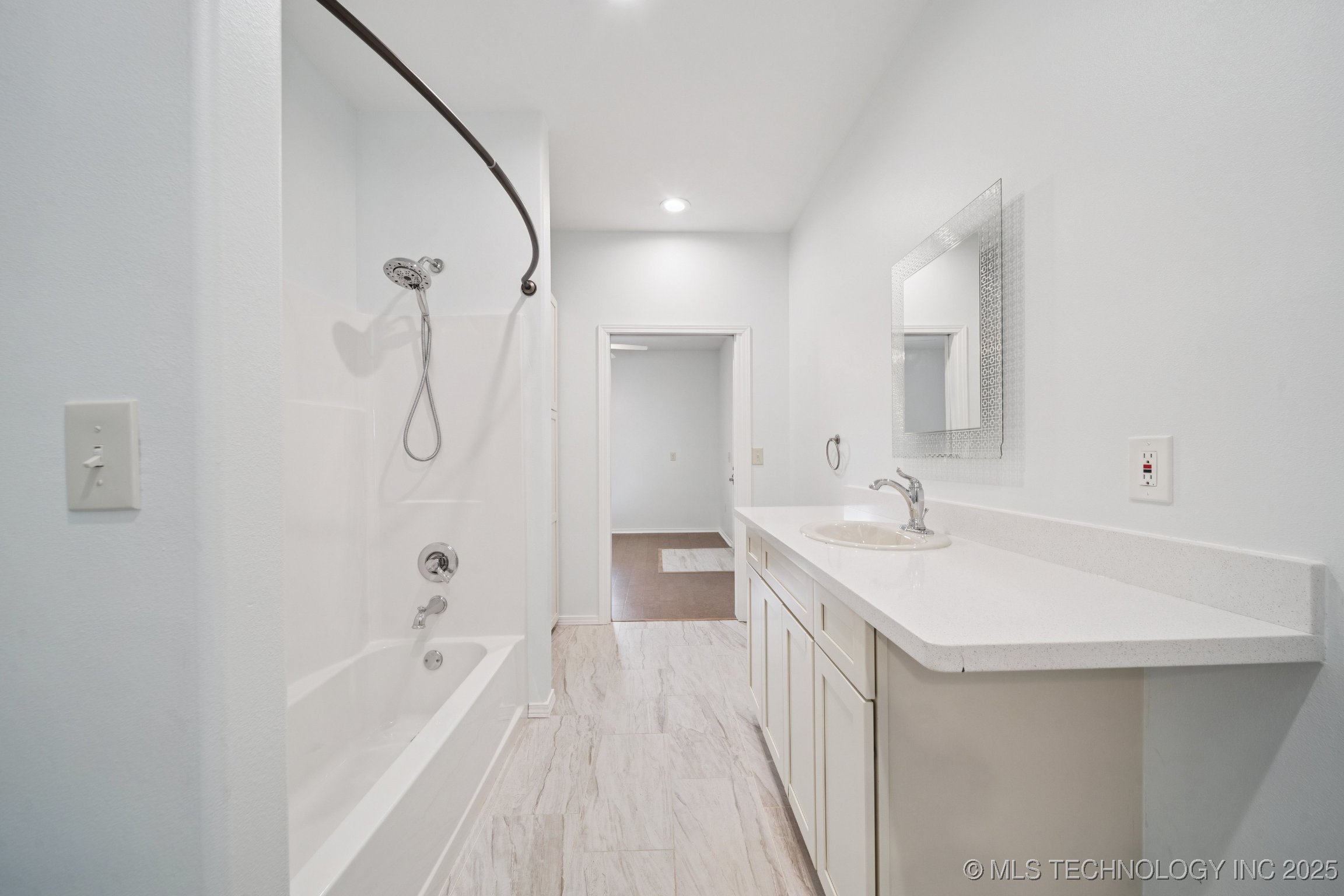 4127 New Prue Road Property Photo 32