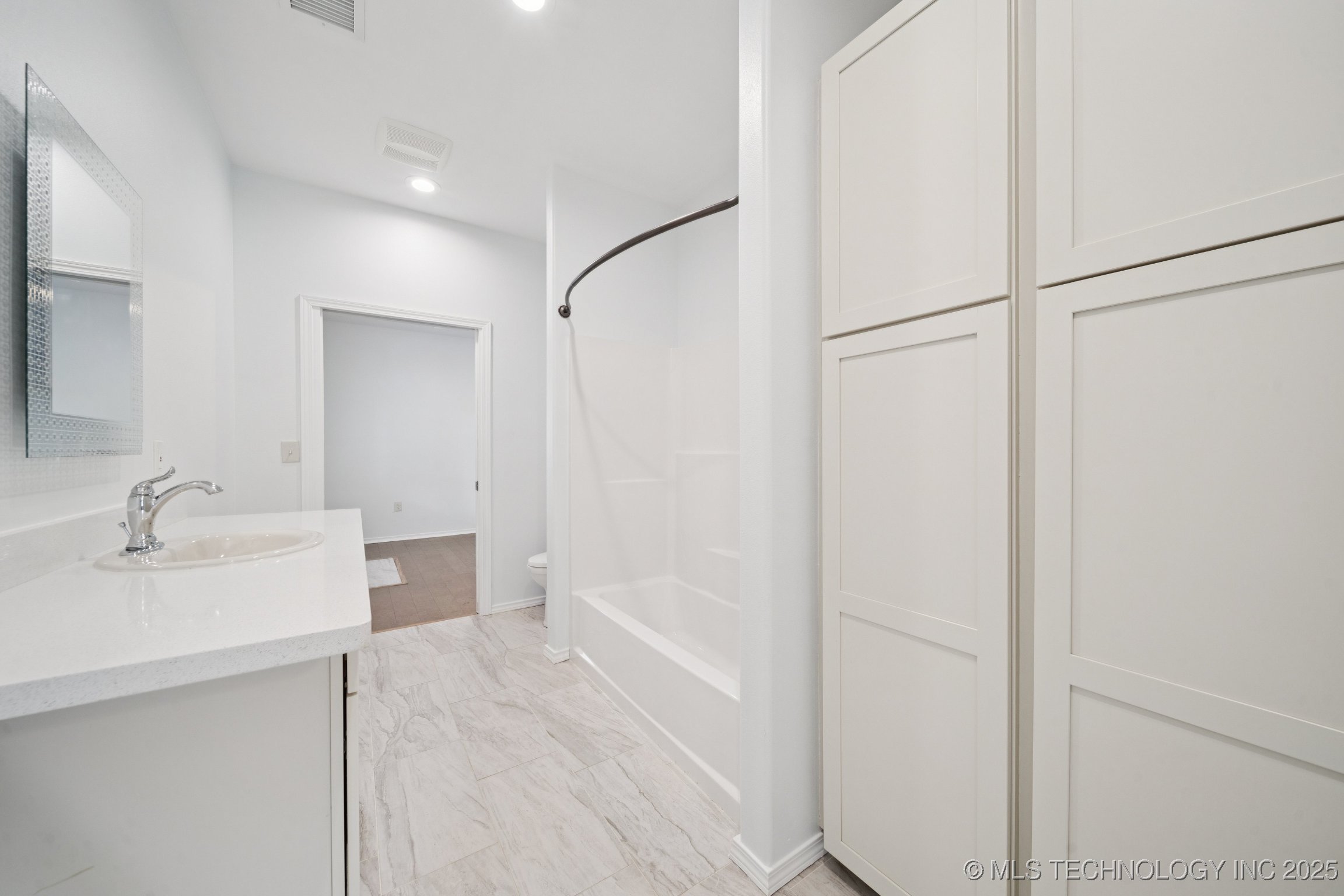 4127 New Prue Road Property Photo 33