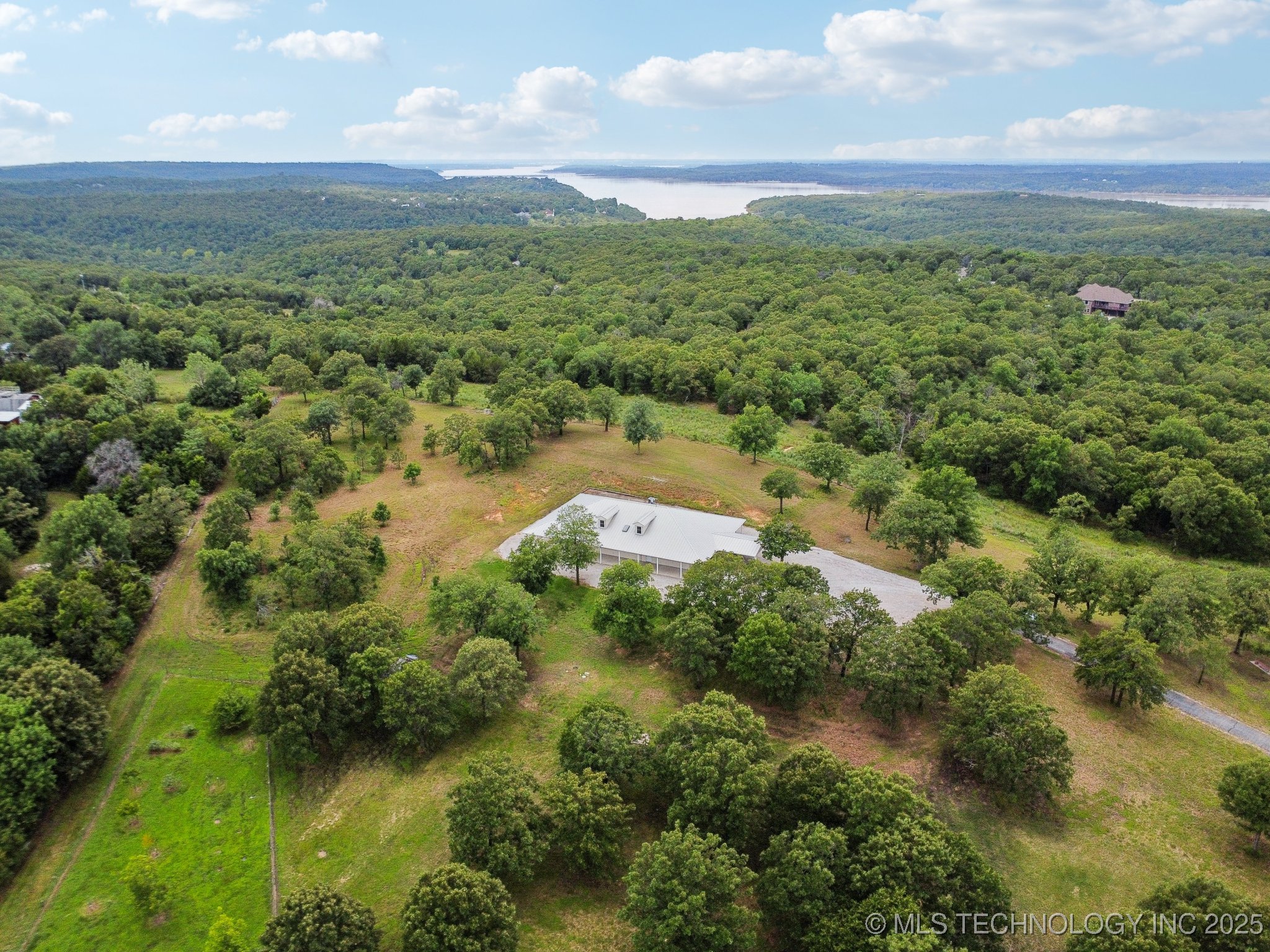 4127 New Prue Road Property Photo 41