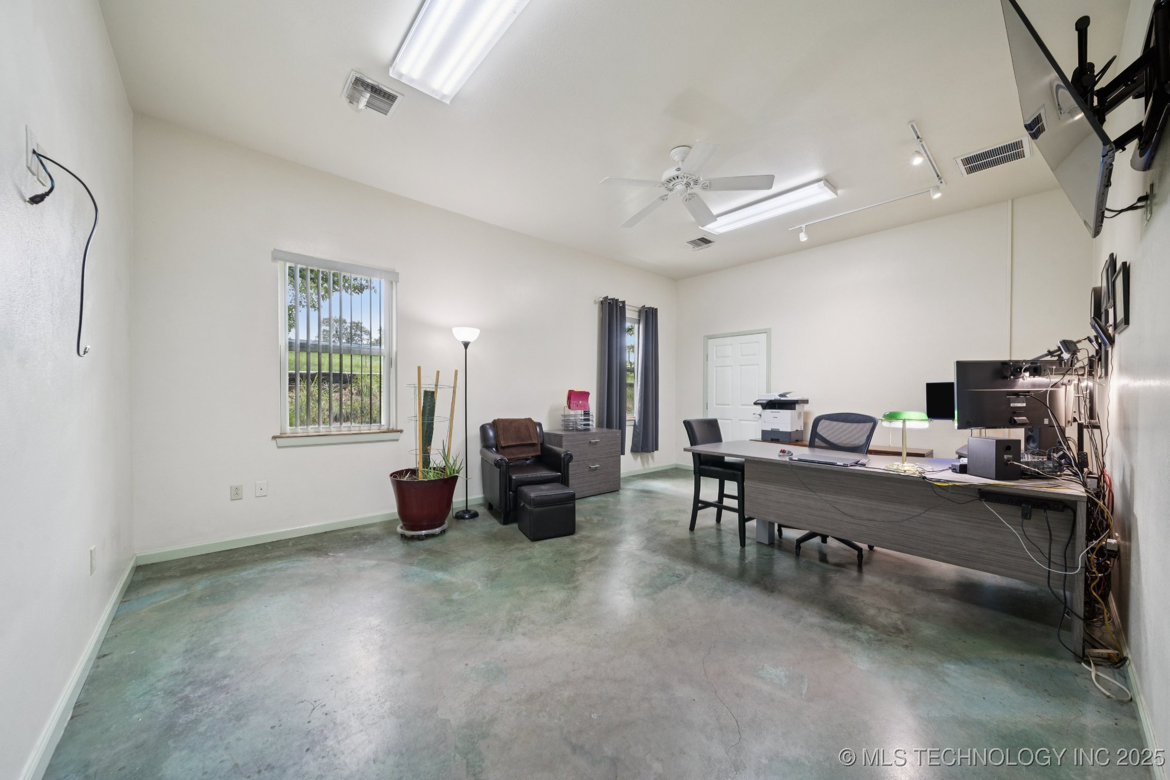 4127 New Prue Road Property Photo 54
