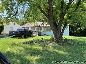 1514 N Oswego Avenue Property Photo