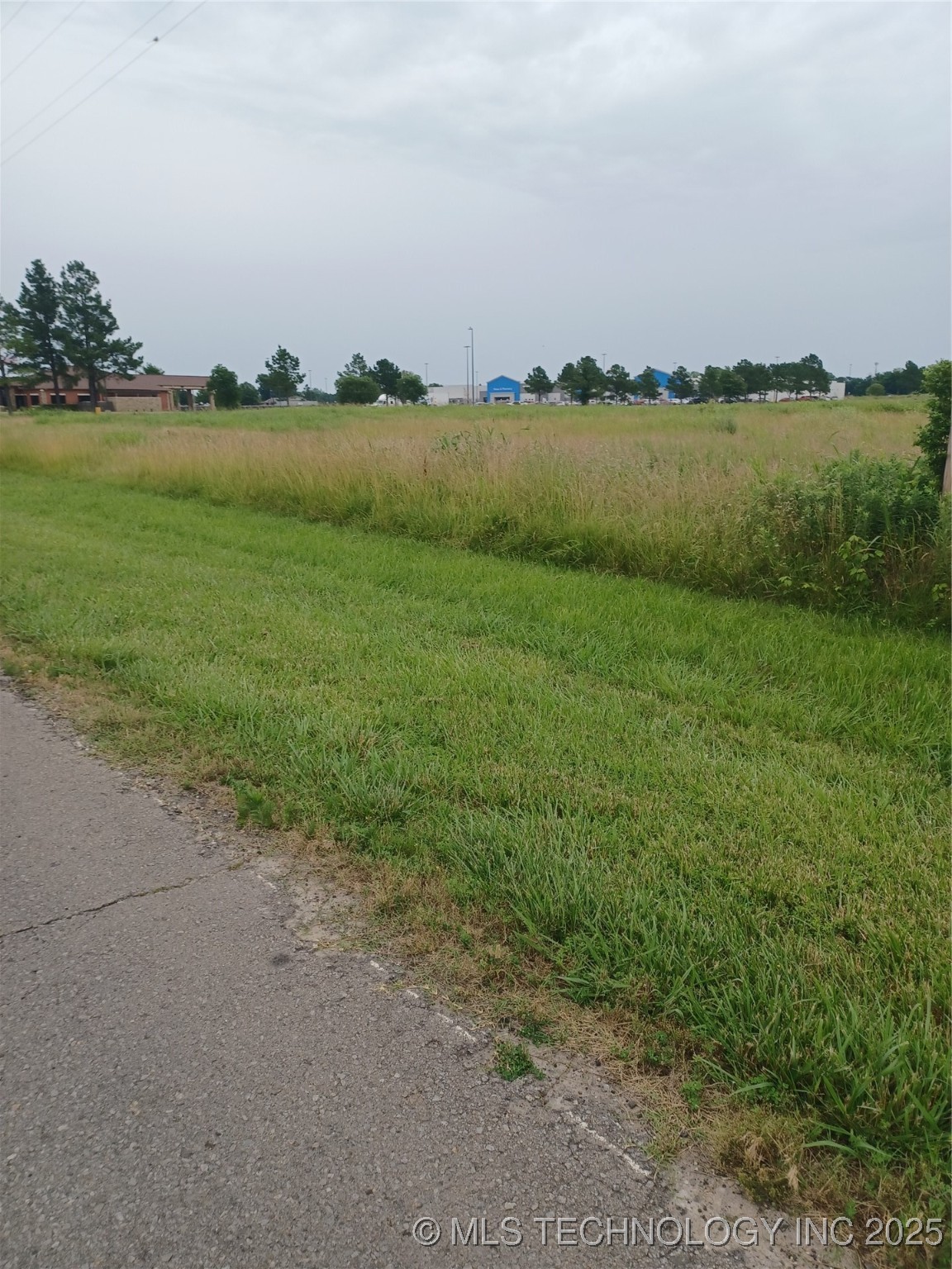 Paul Carr Drive Property Photo 1
