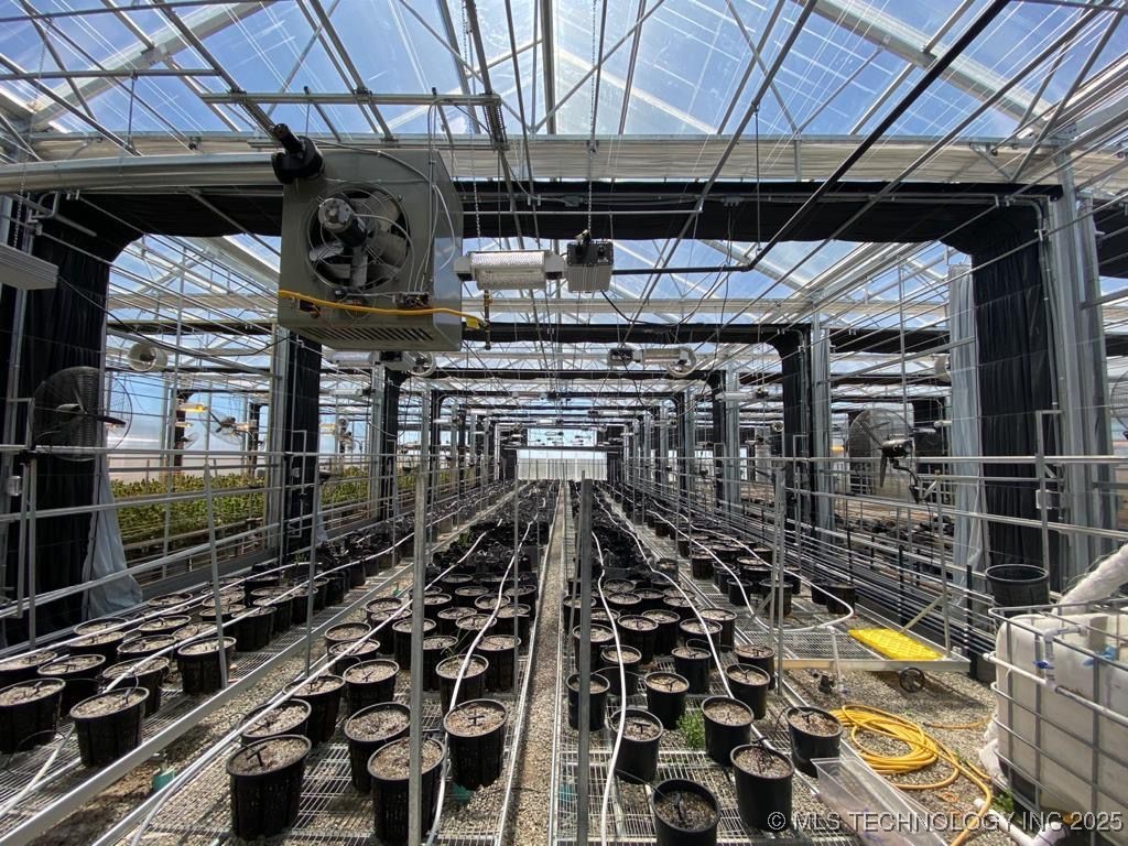 3000 Wildflower Property Photo 4